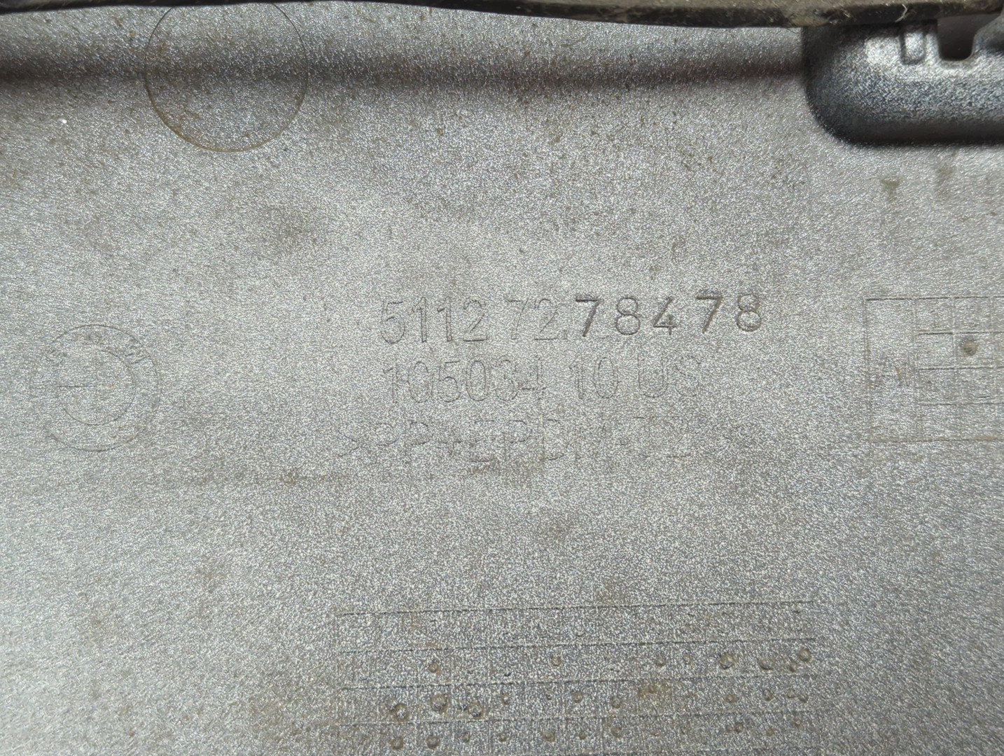 Бампер задний