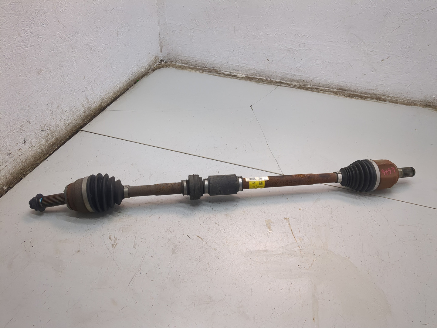 Полуось передняя правая