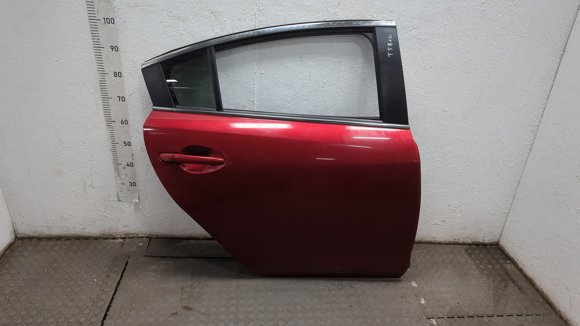Дверь задняя правая