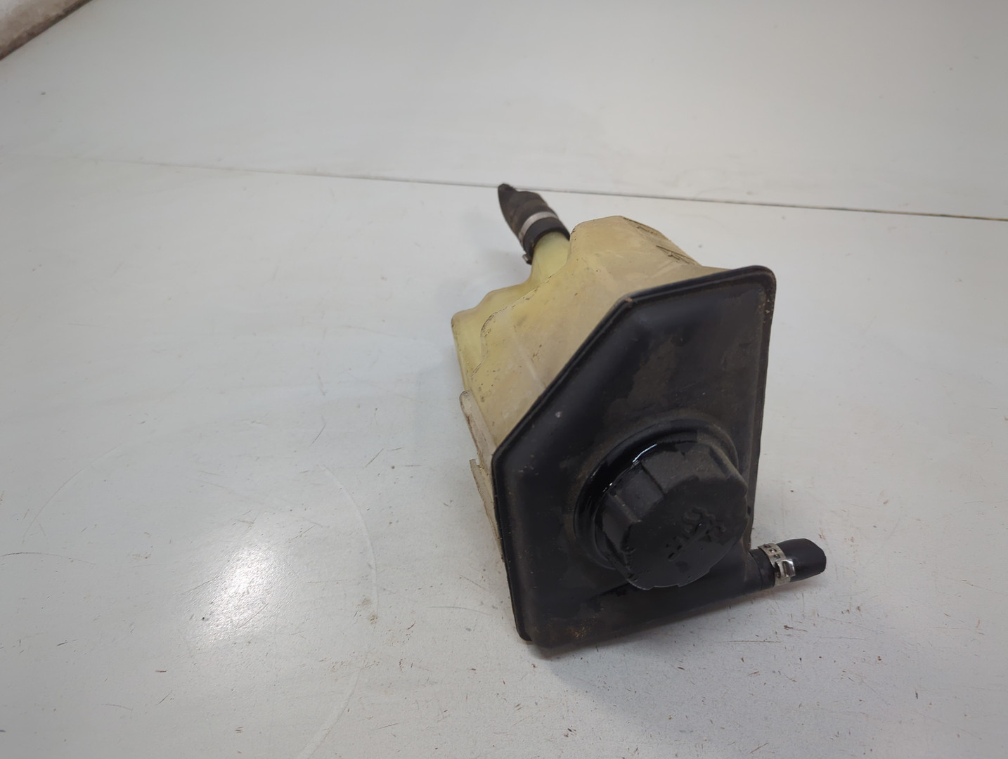 Бачок расширительный