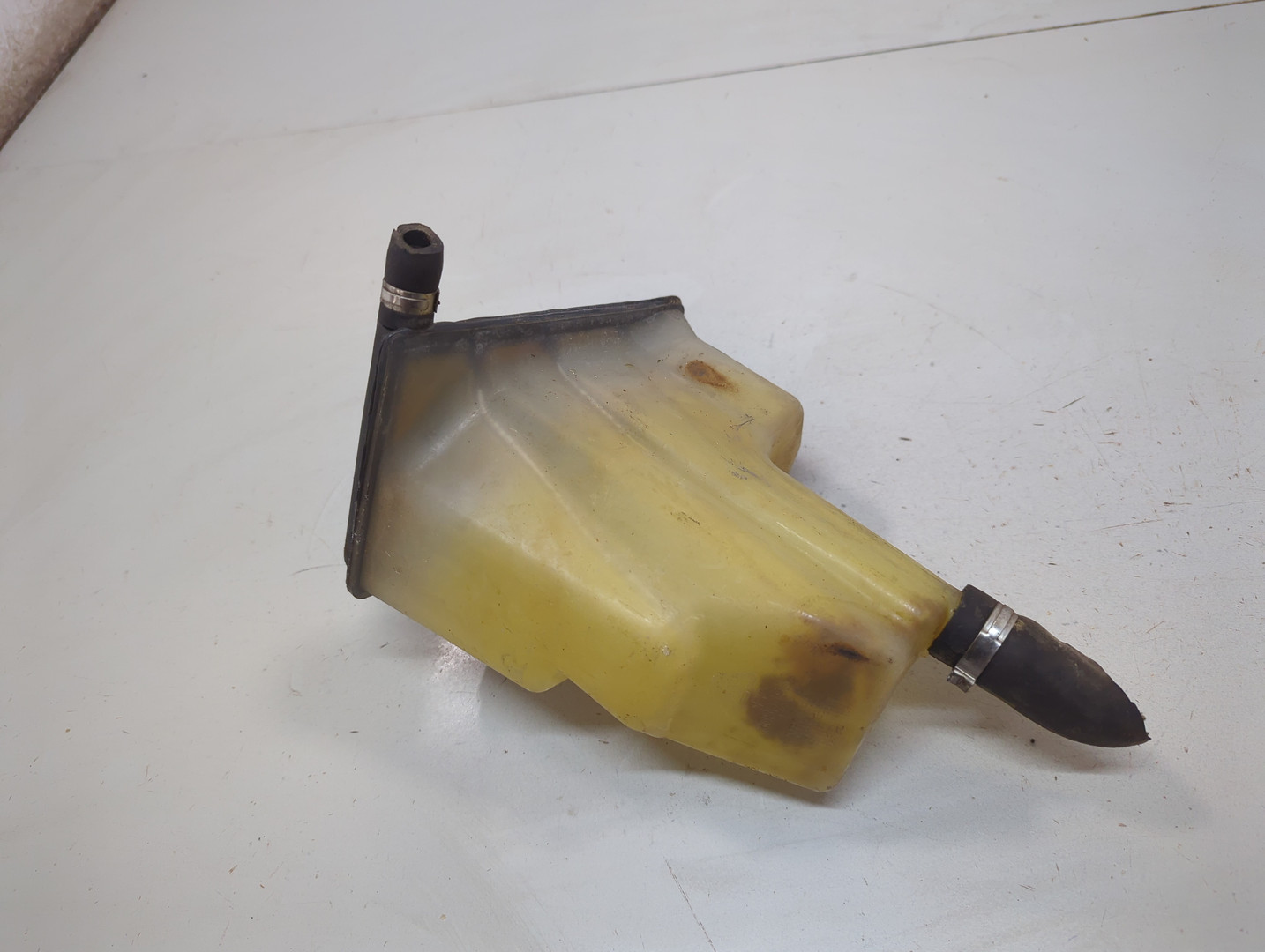 Бачок расширительный