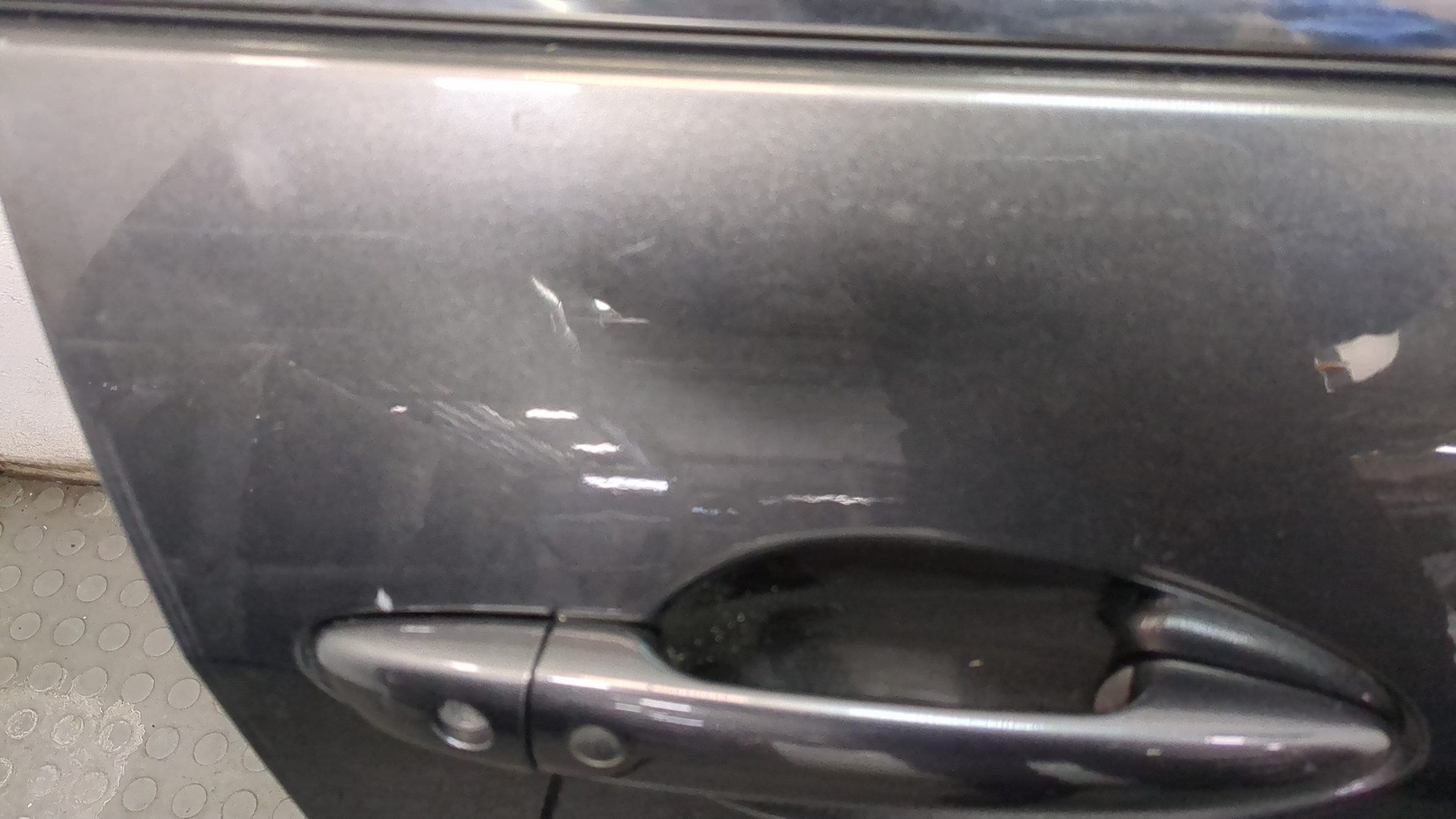 Дверь передняя правая