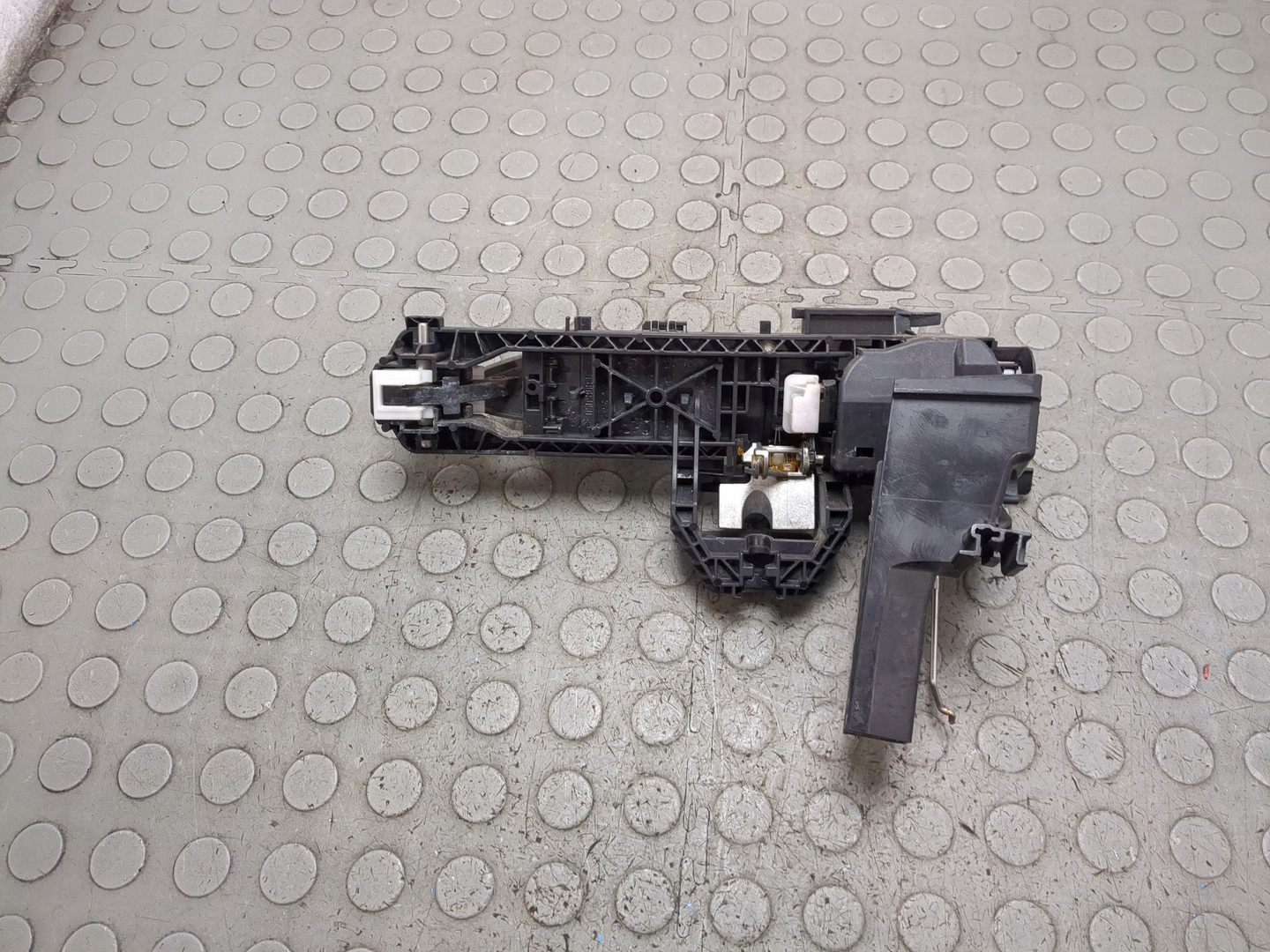 Ручка двери наружная