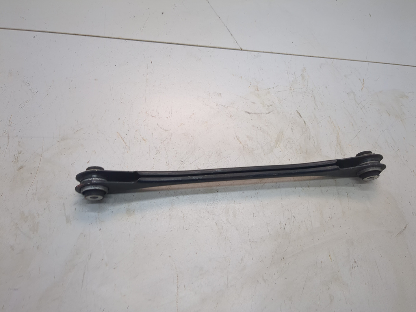 Рычаг задний