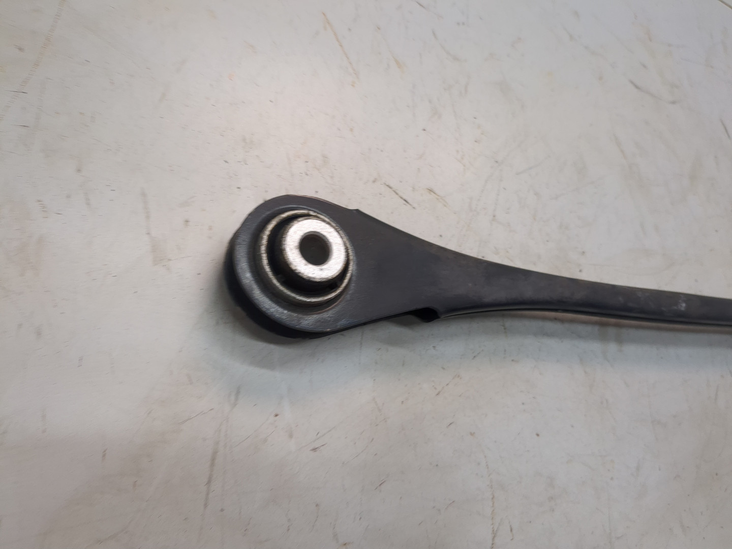 Рычаг задний