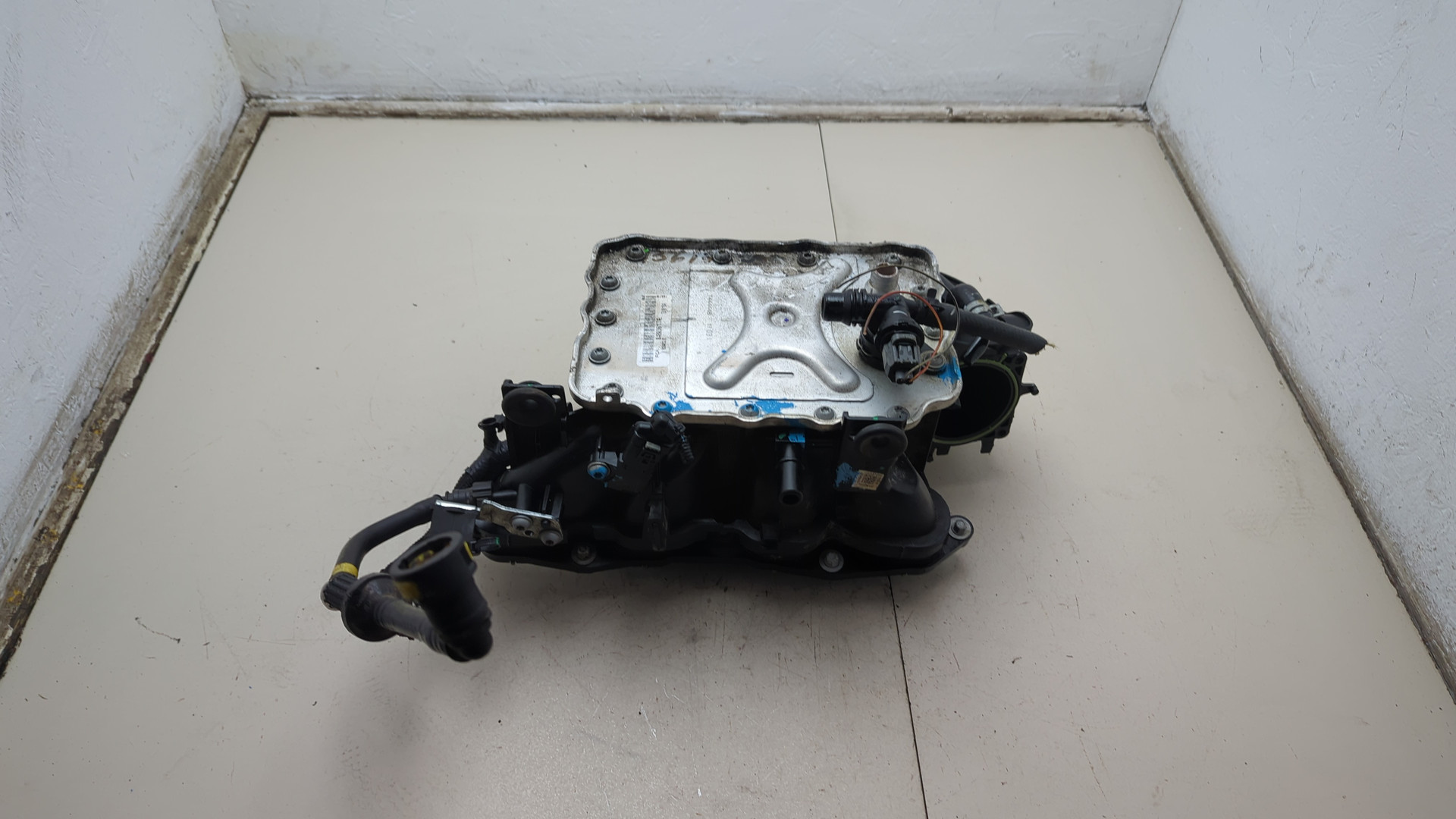 Коллектор впускной