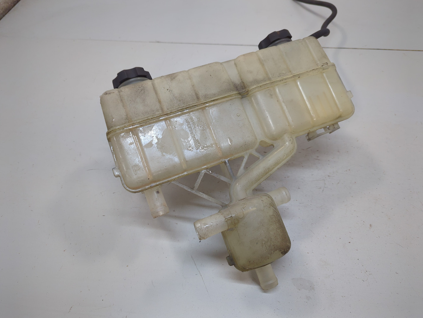 Бачок расширительный