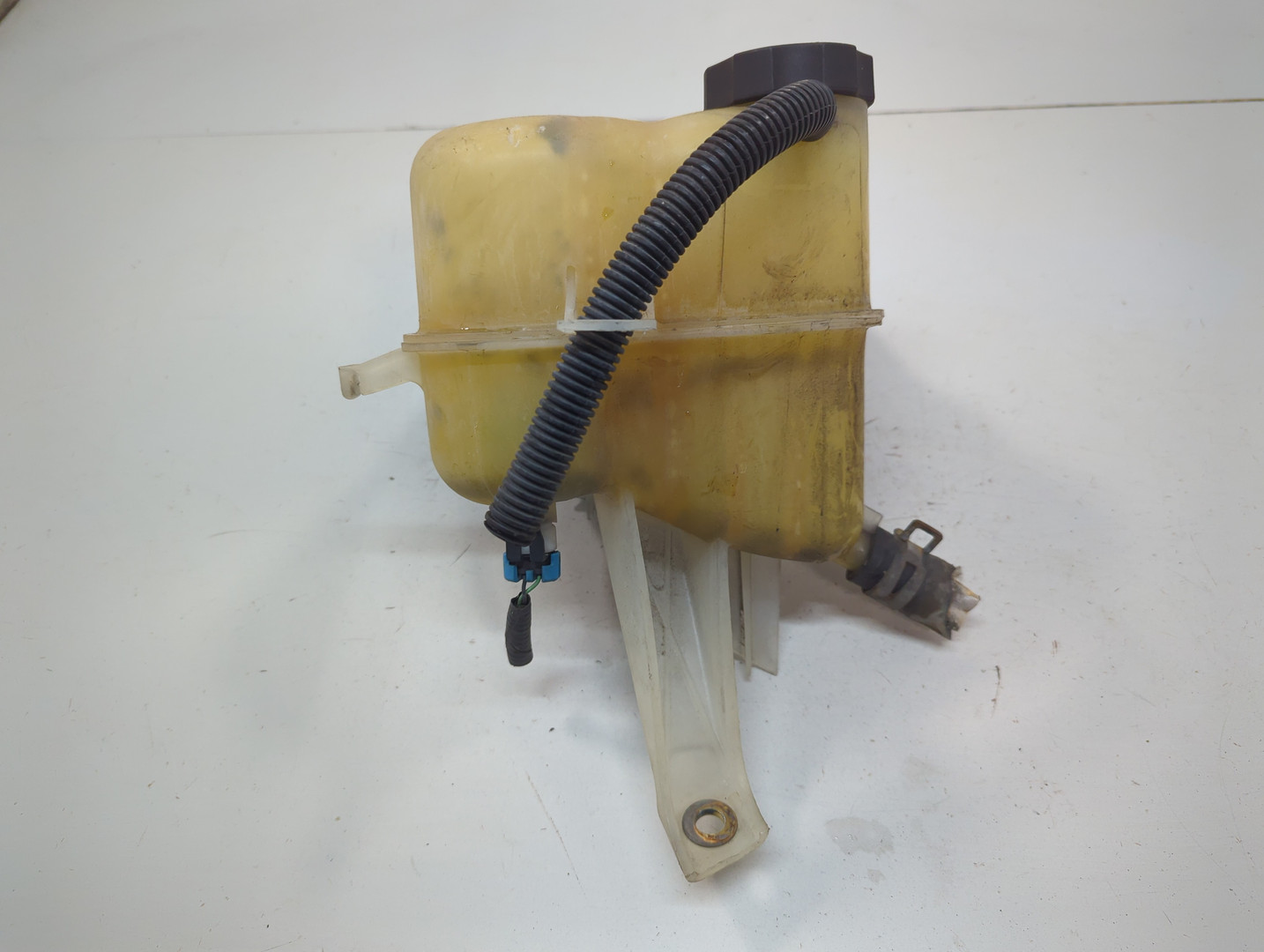 Бачок расширительный