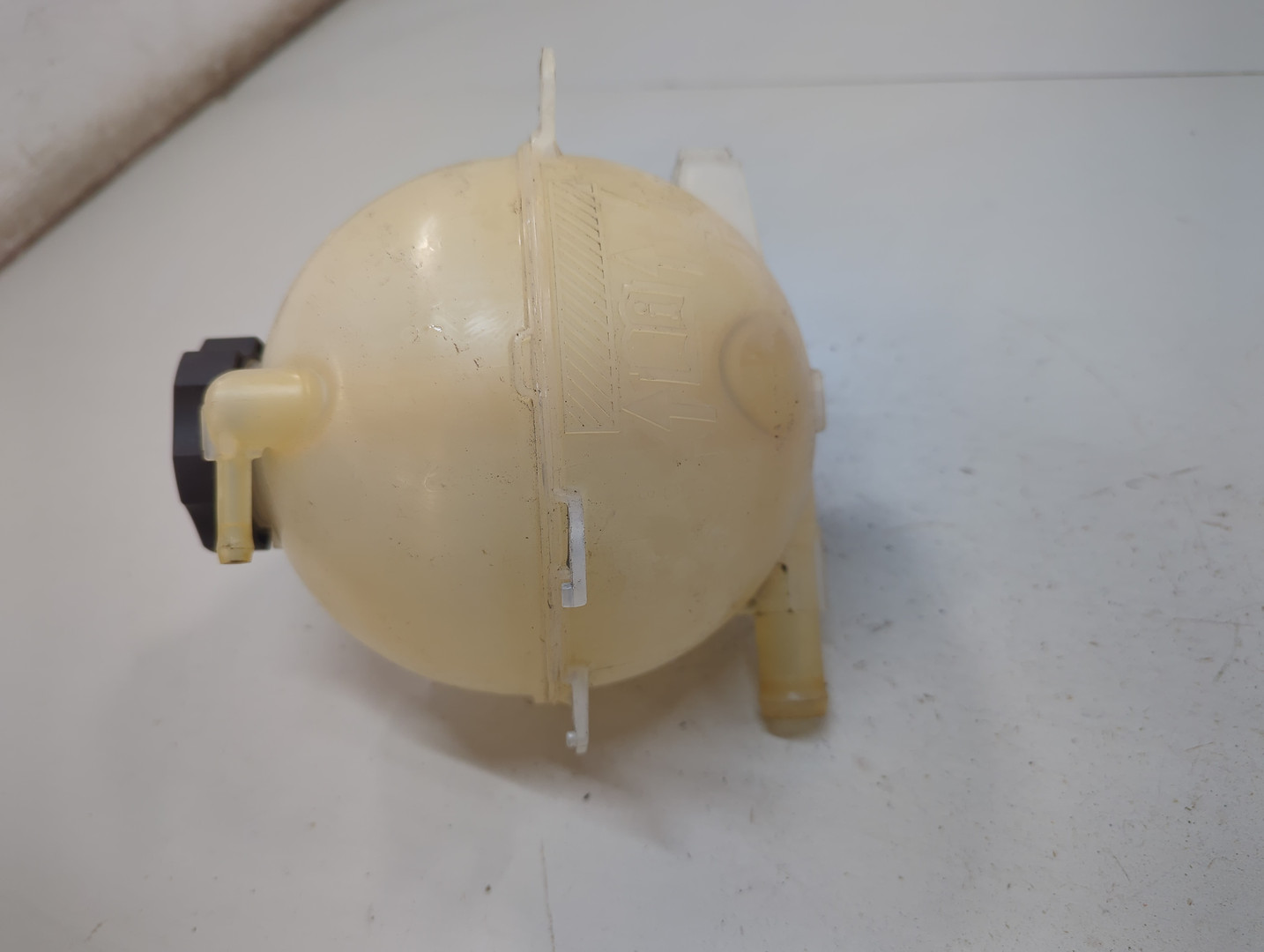 Бачок расширительный