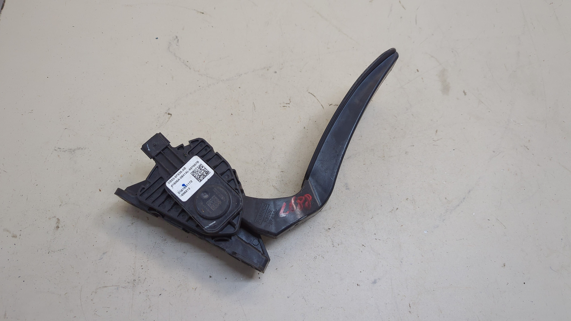 Педаль газа