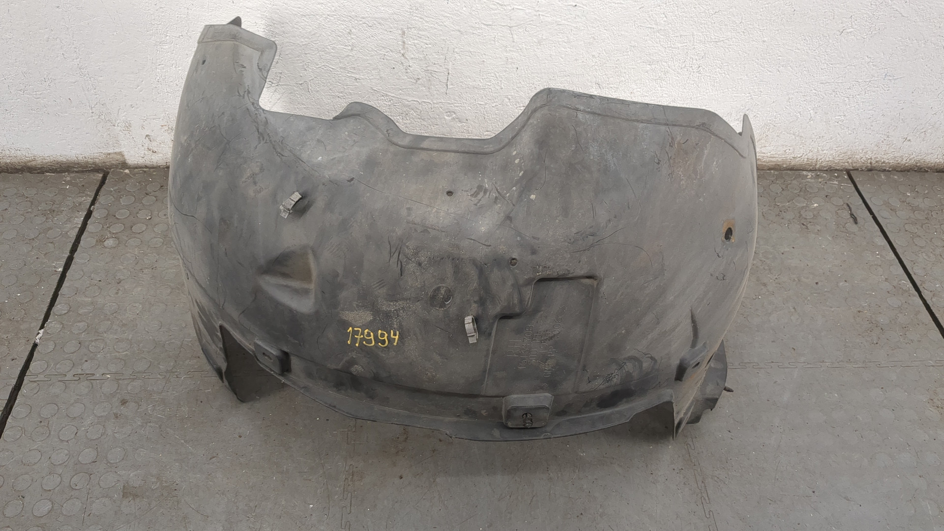 Локер передний правый