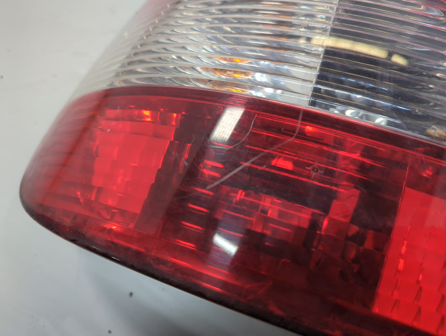 Фонарь задний левый