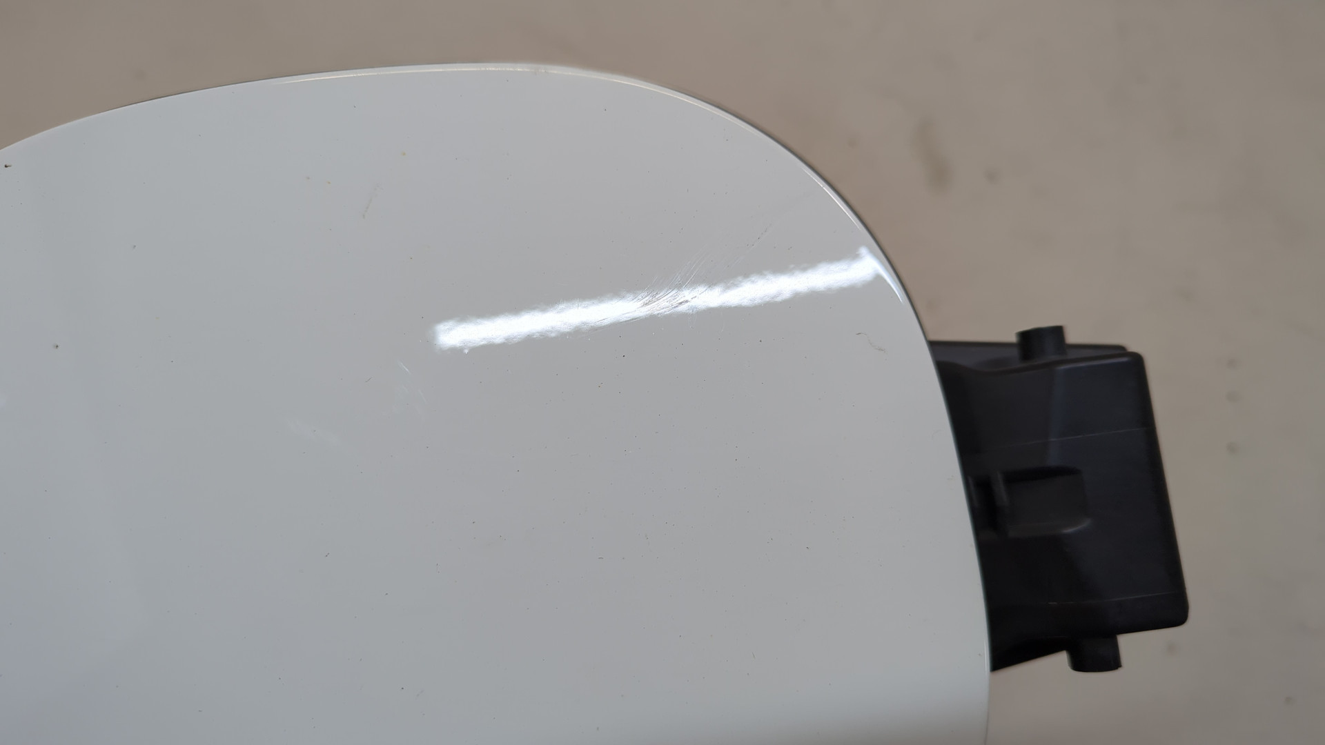 Лючок бензобака