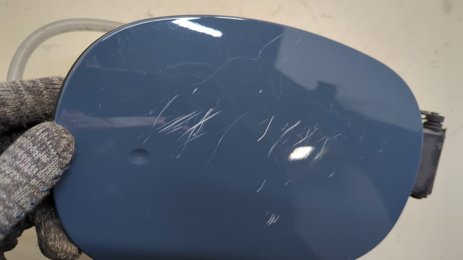 Лючок бензобака