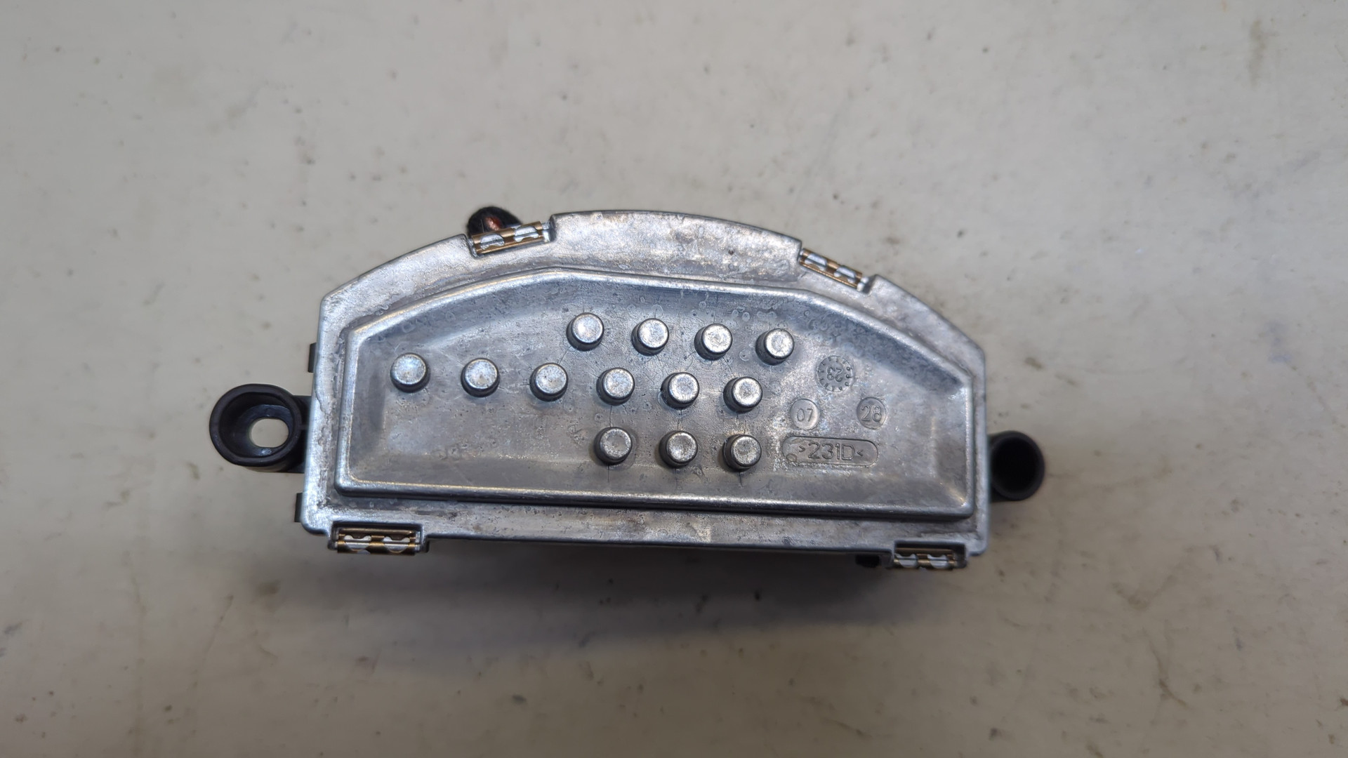 Резистор отопителя