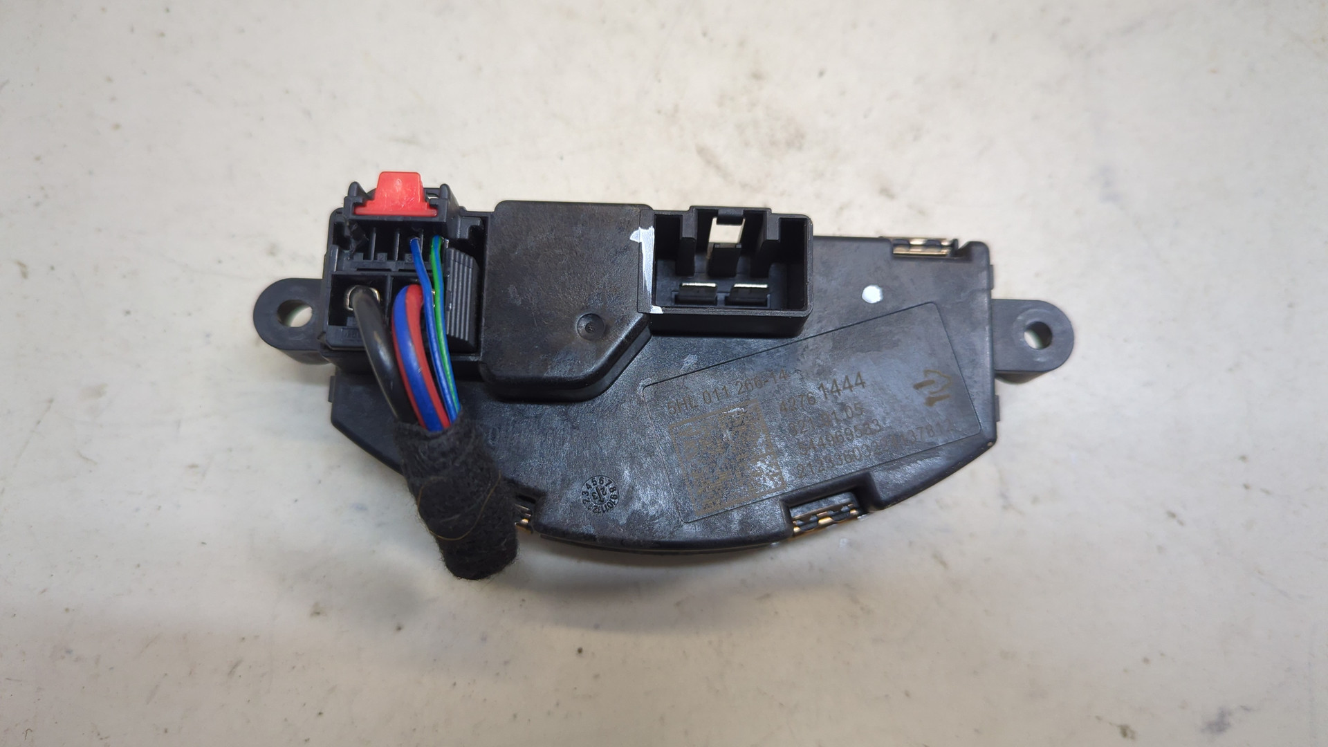 Резистор отопителя