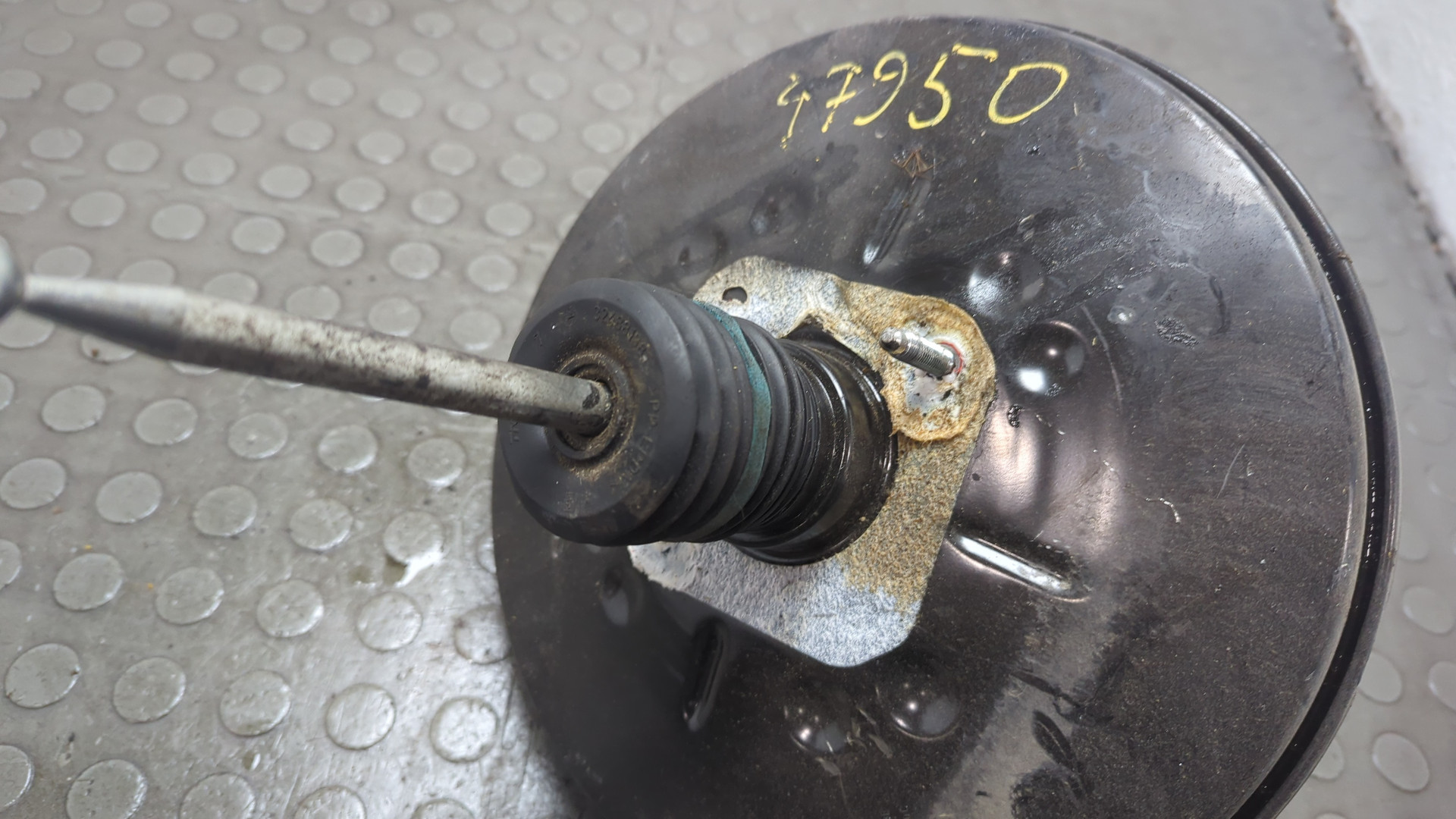 Цилиндр тормозной главный