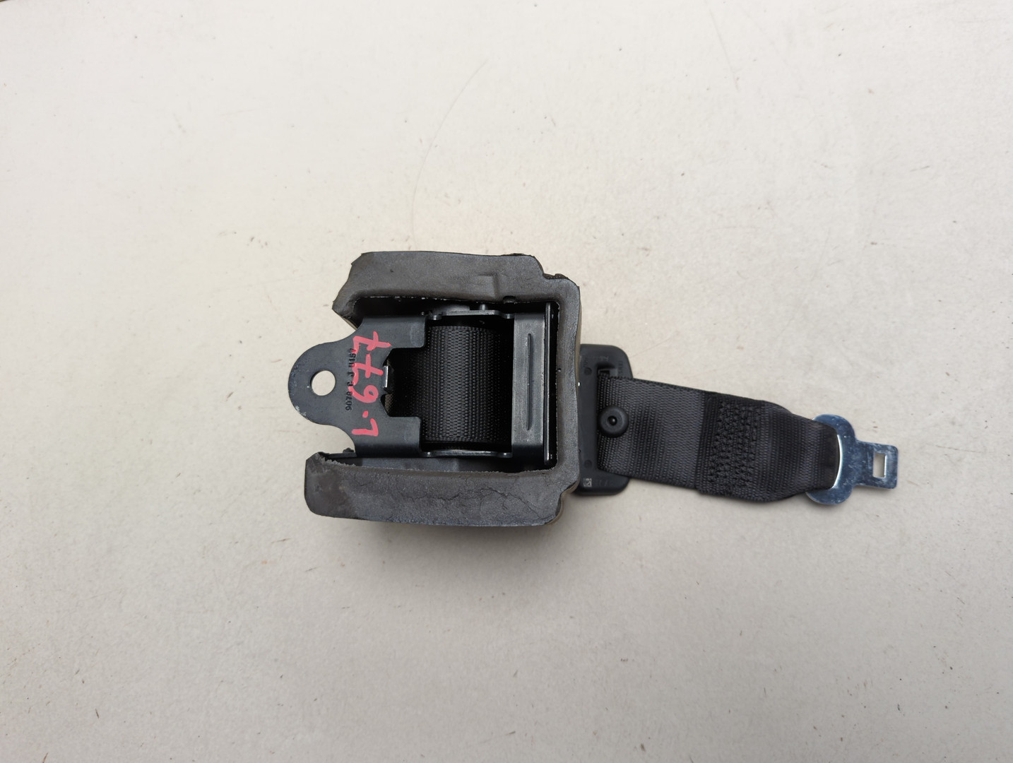 Ремень безопасности