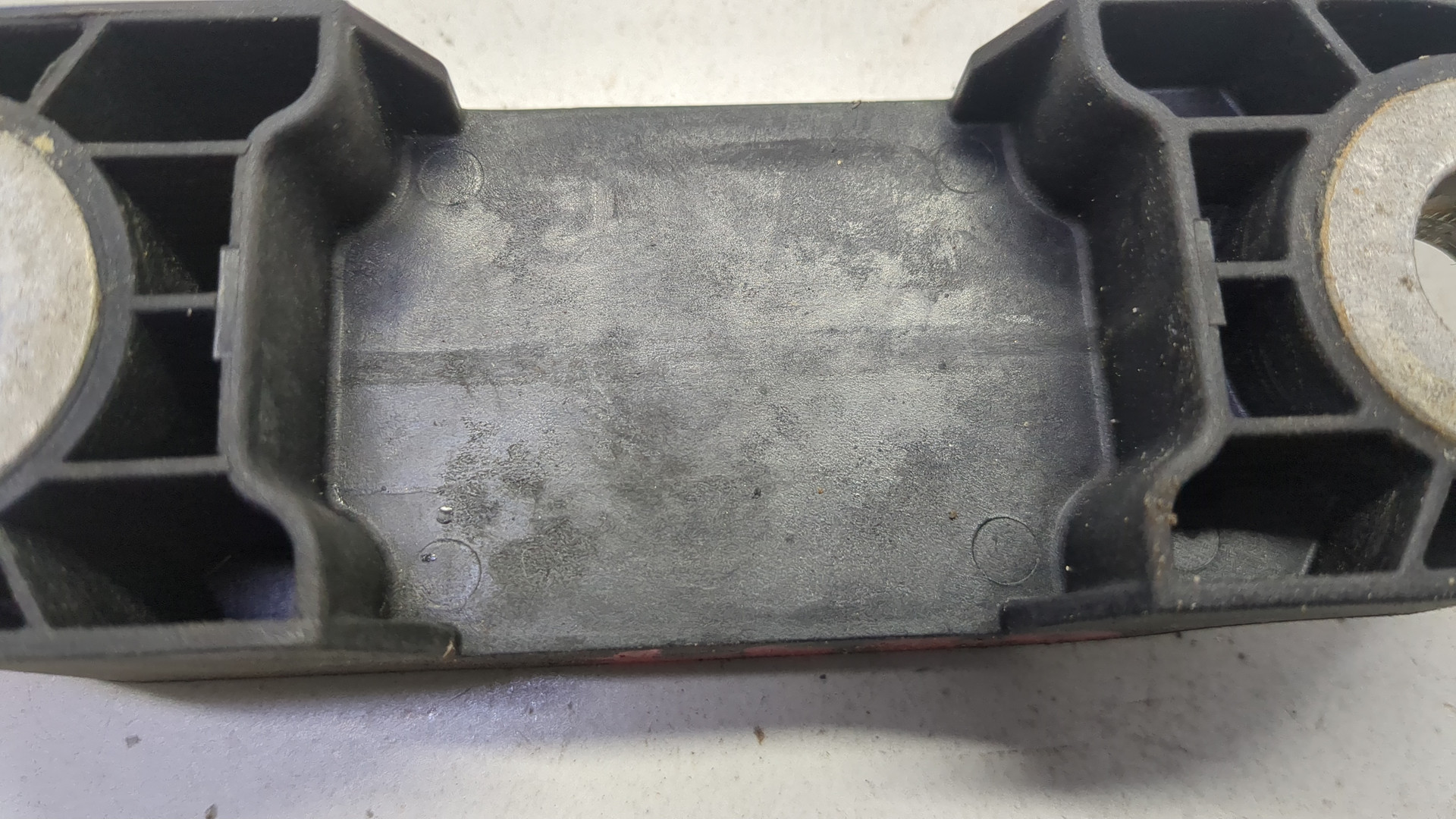 Кронштейн стойки переднего стабилизатора