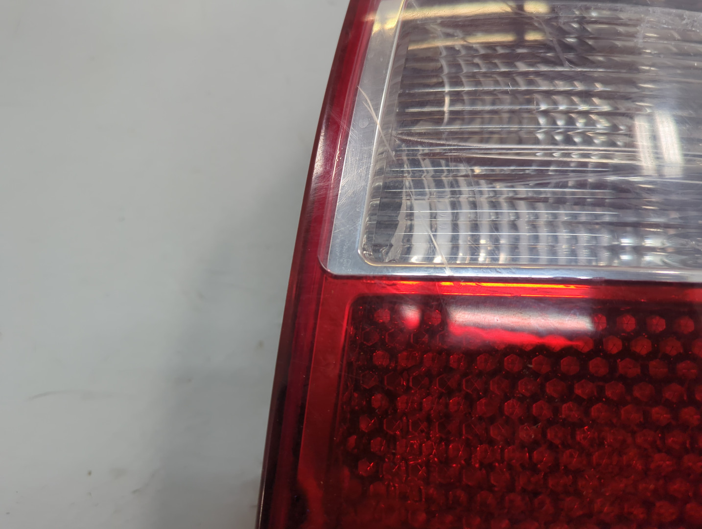 Фонарь задний правый