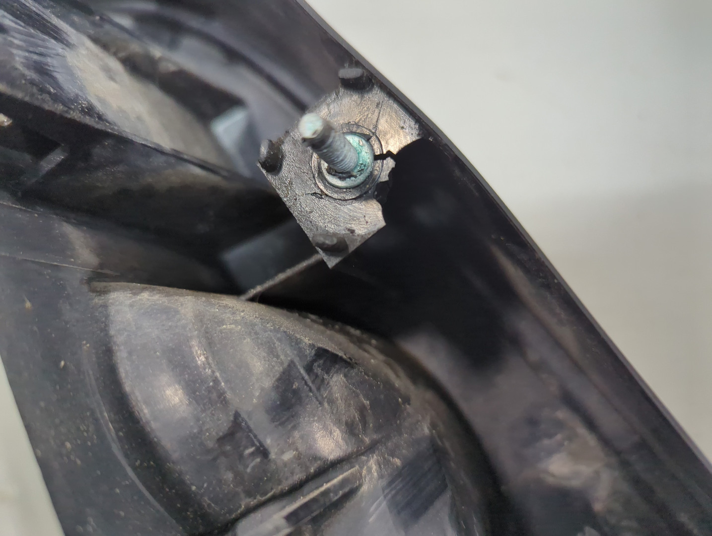 Фонарь задний правый