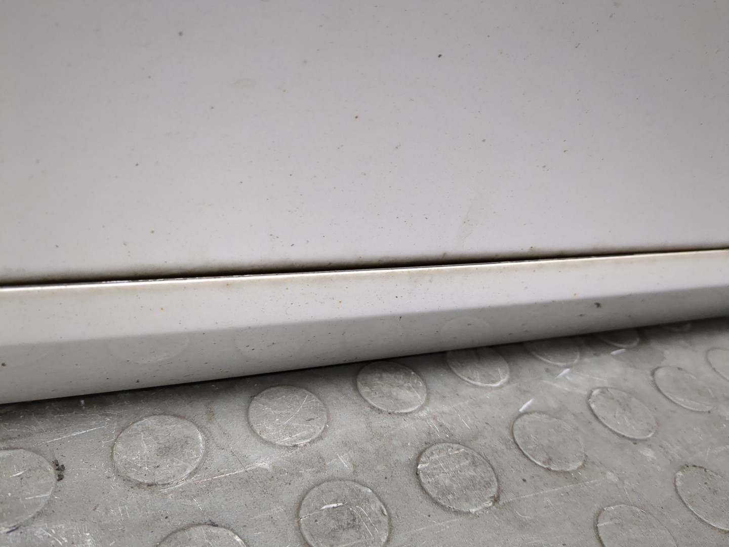 Дверь передняя левая