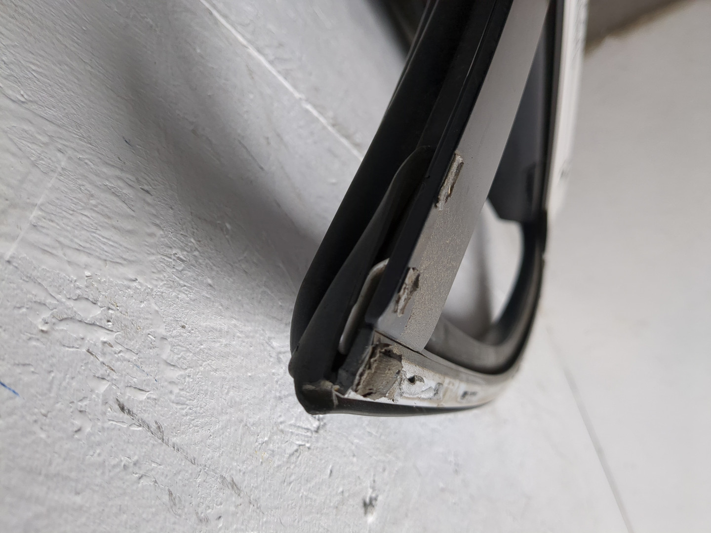 Дверь передняя левая