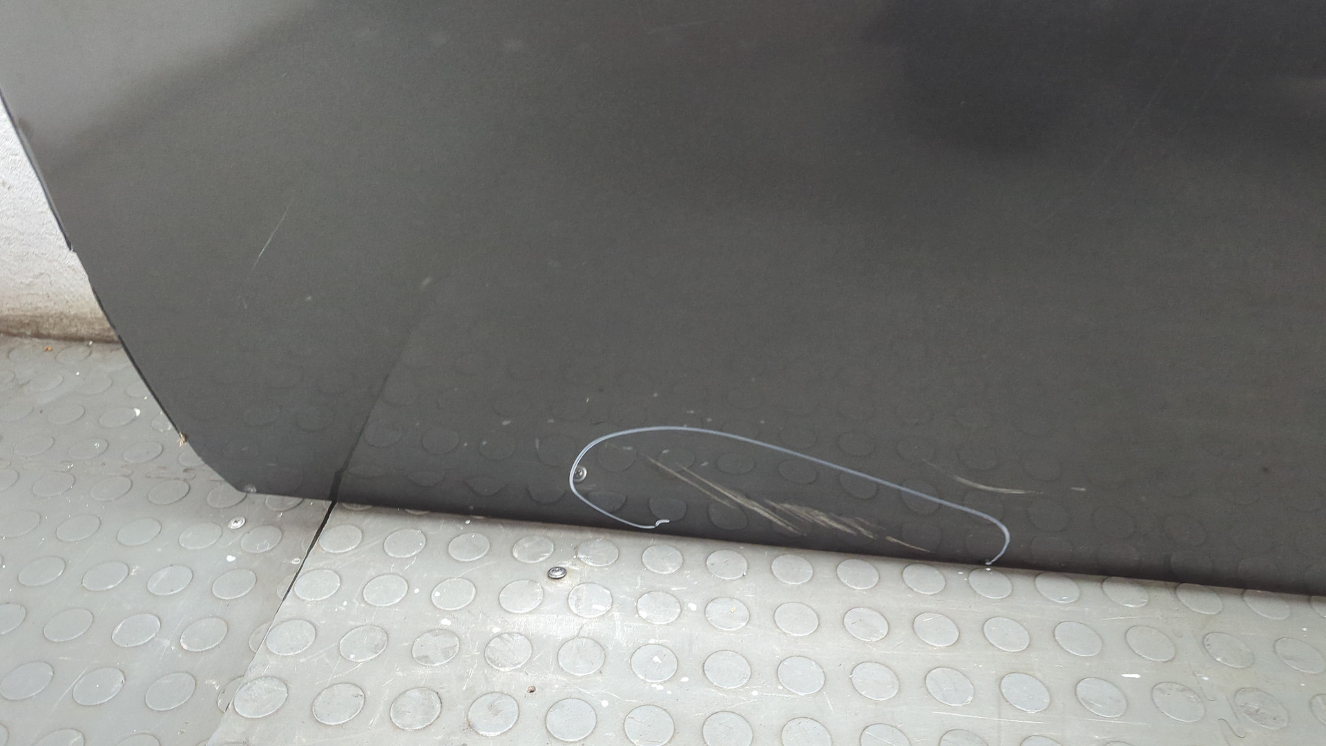 Дверь передняя левая