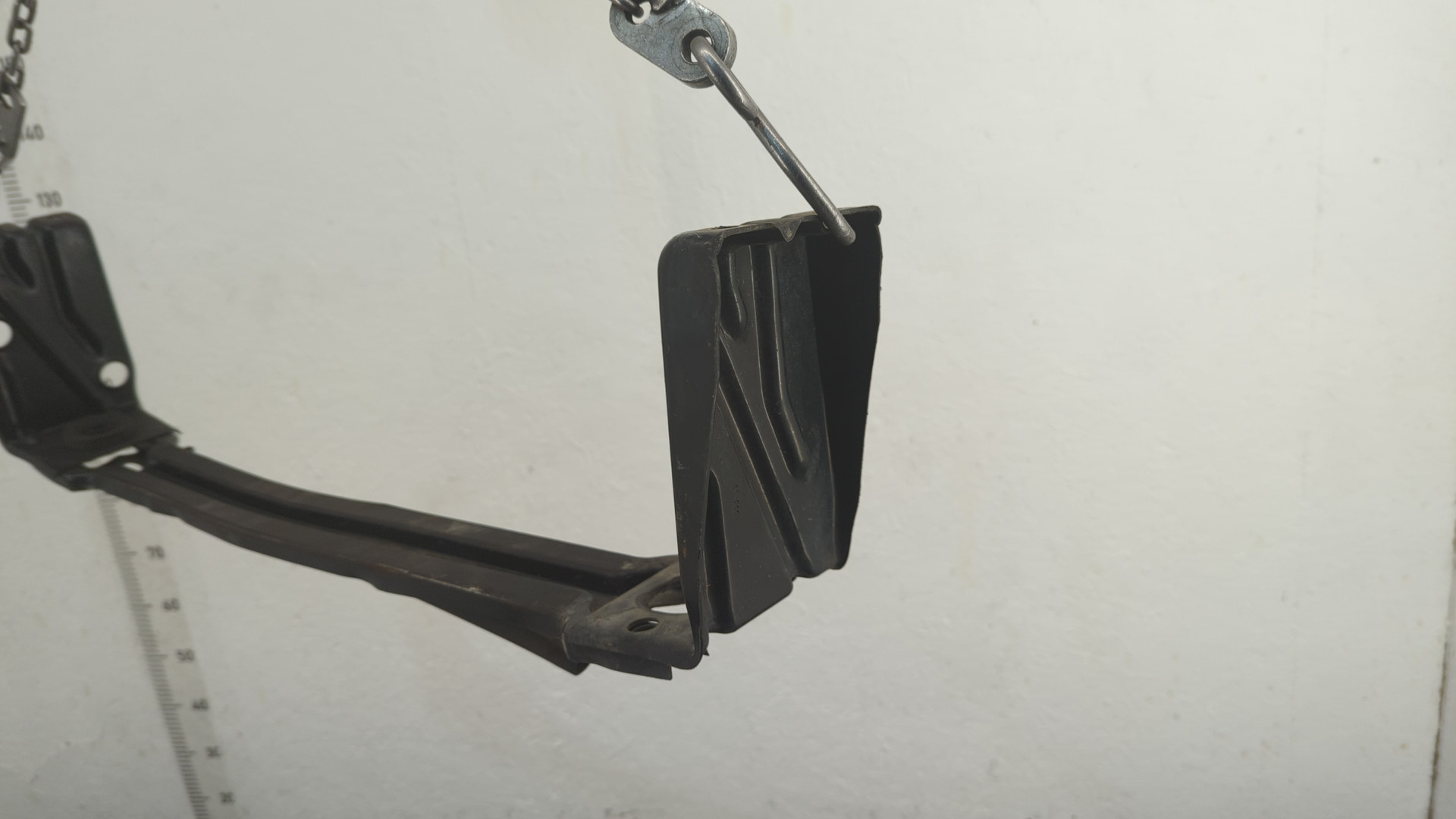 Балка подрадиаторная