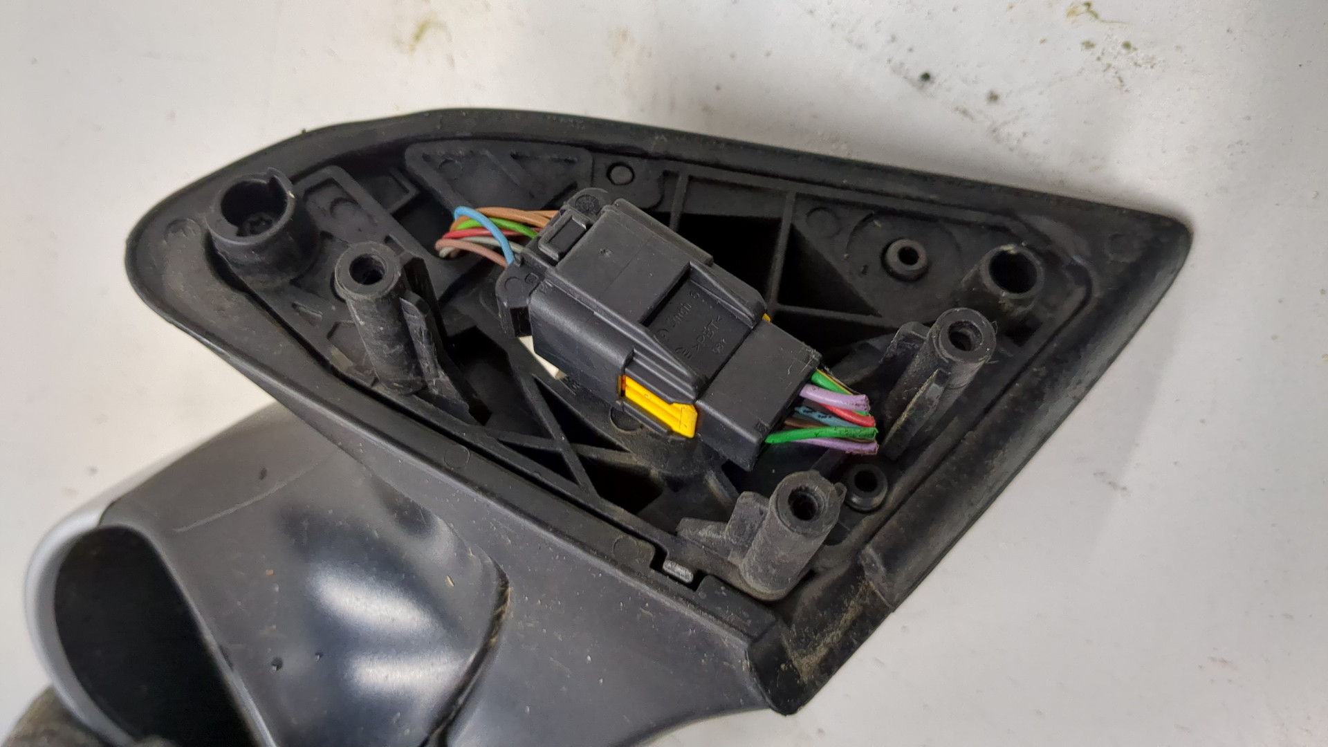 Зеркало левое электрическое