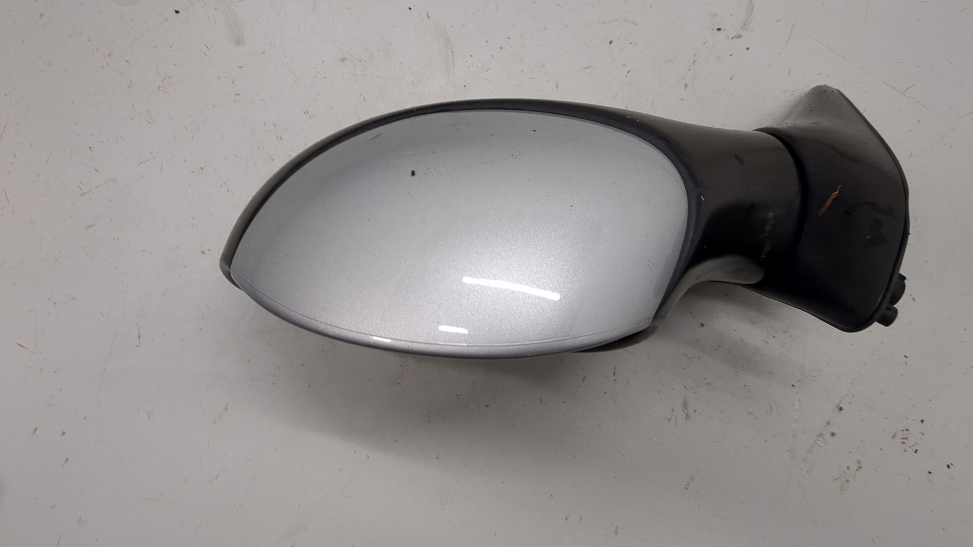 Зеркало левое электрическое