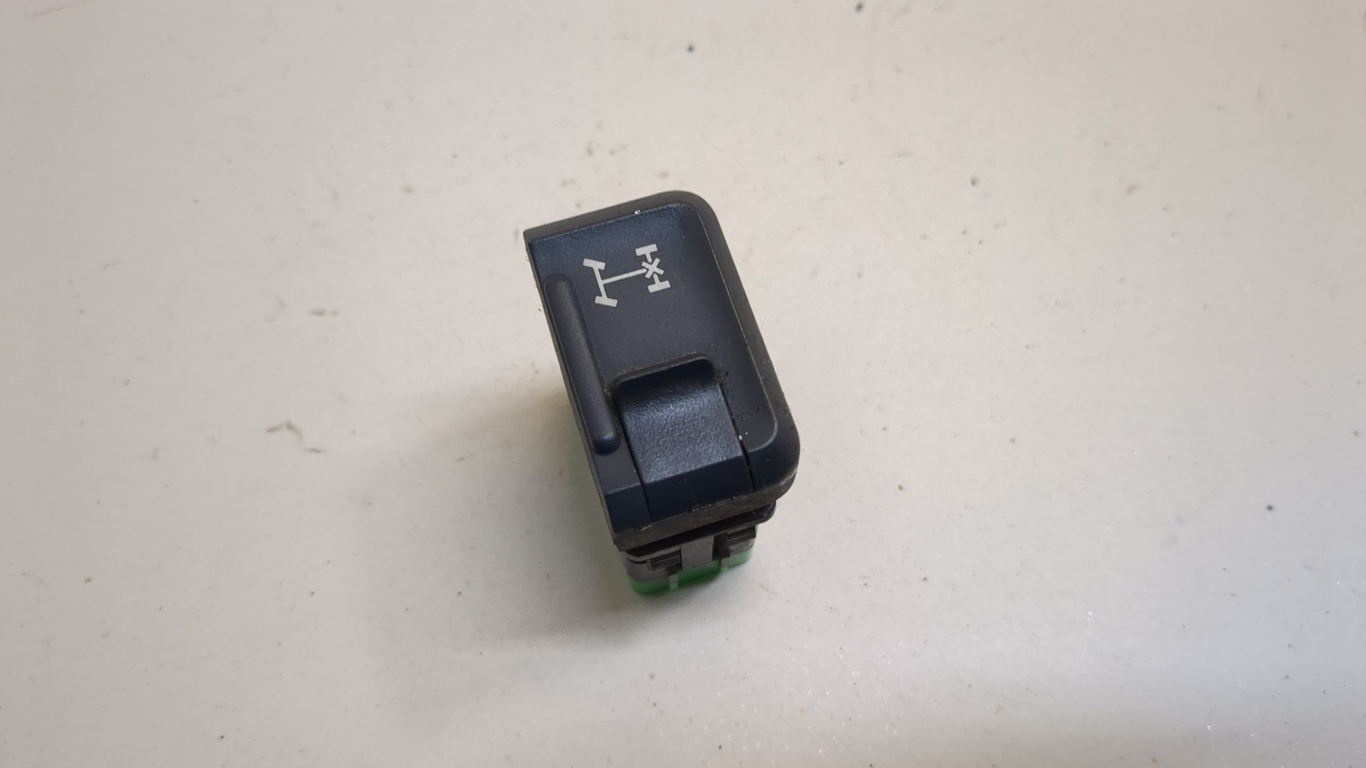 Кнопка блокировки дифференциала