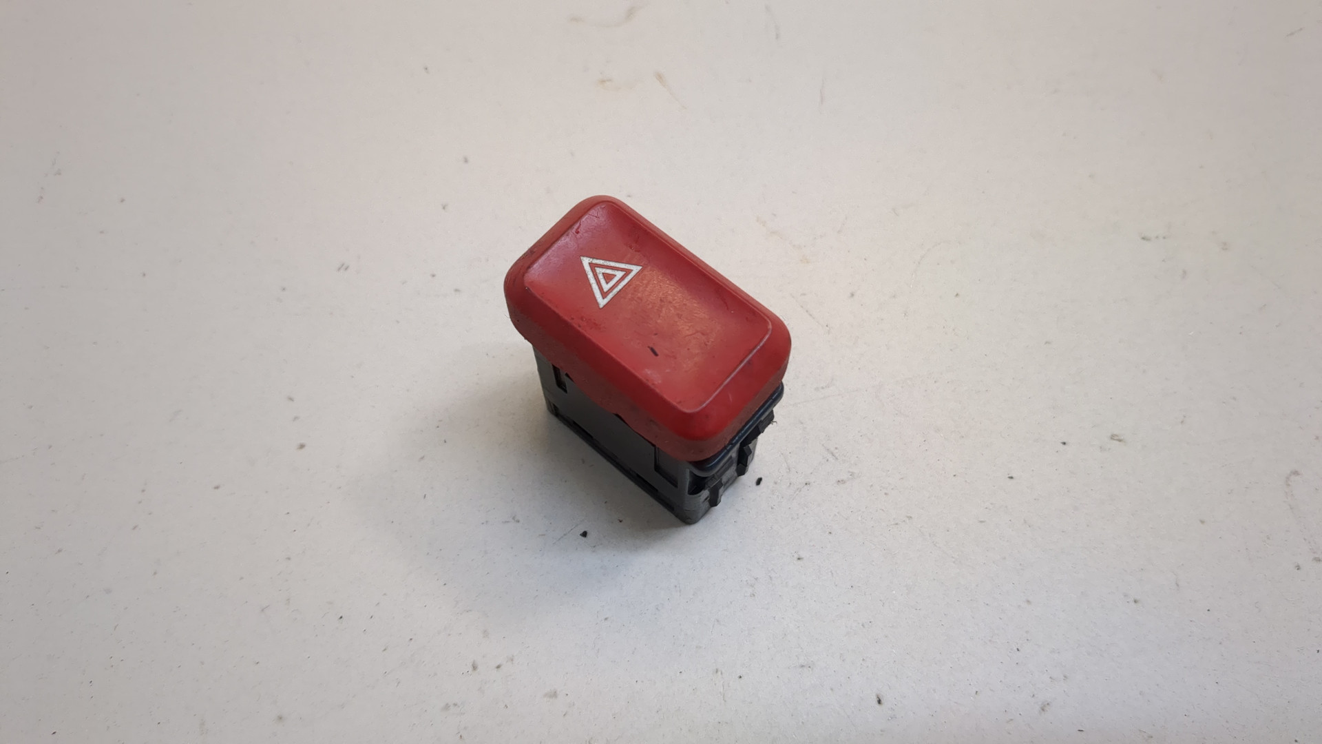 Кнопка аварийной остановки