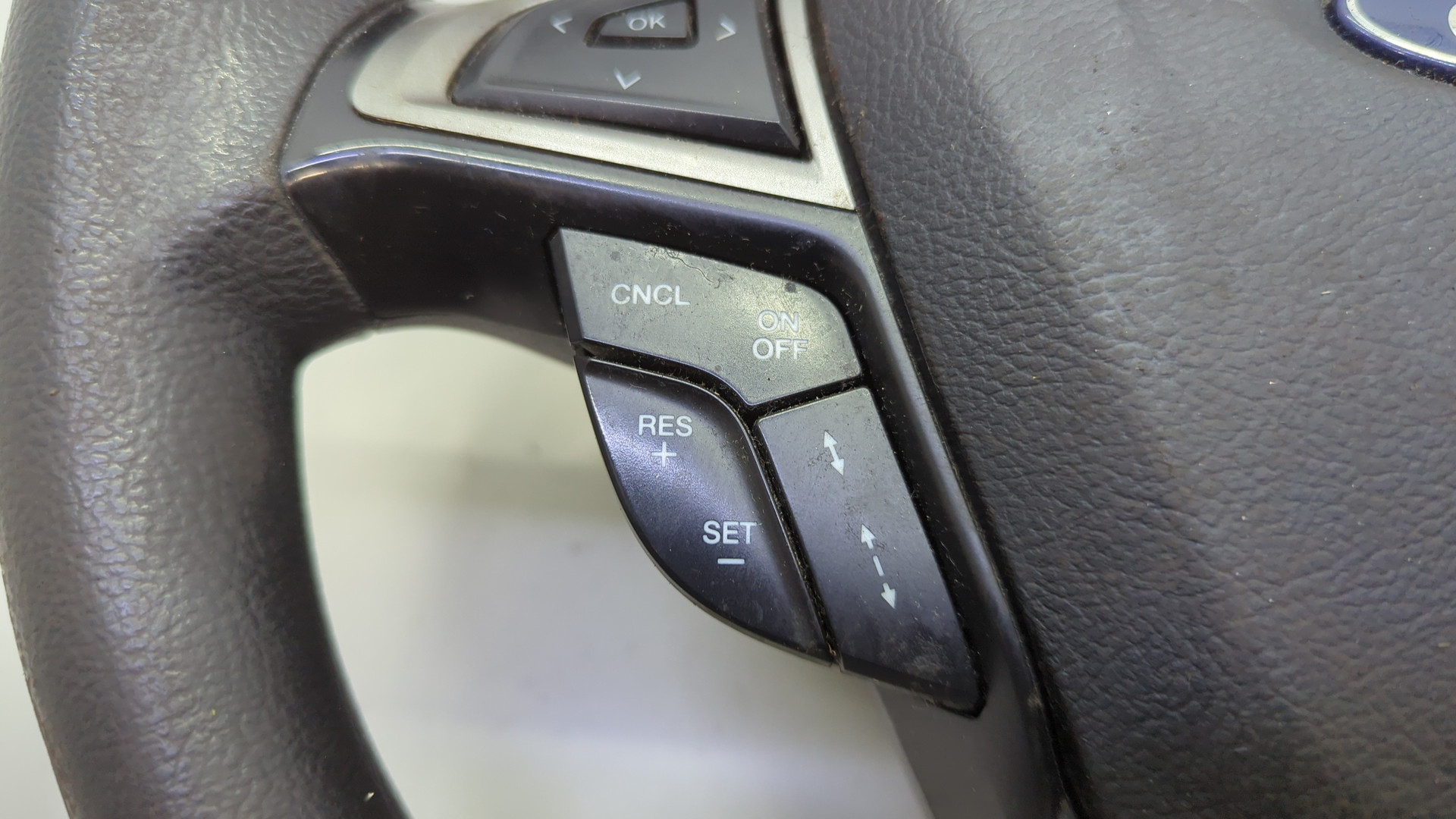 Рулевое колесо (руль)