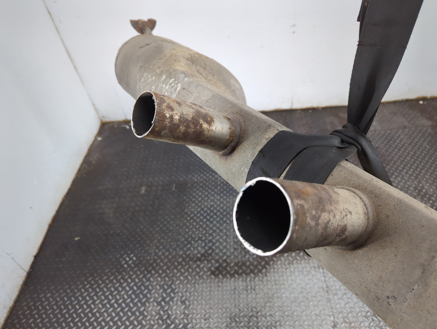 Глушитель задняя часть