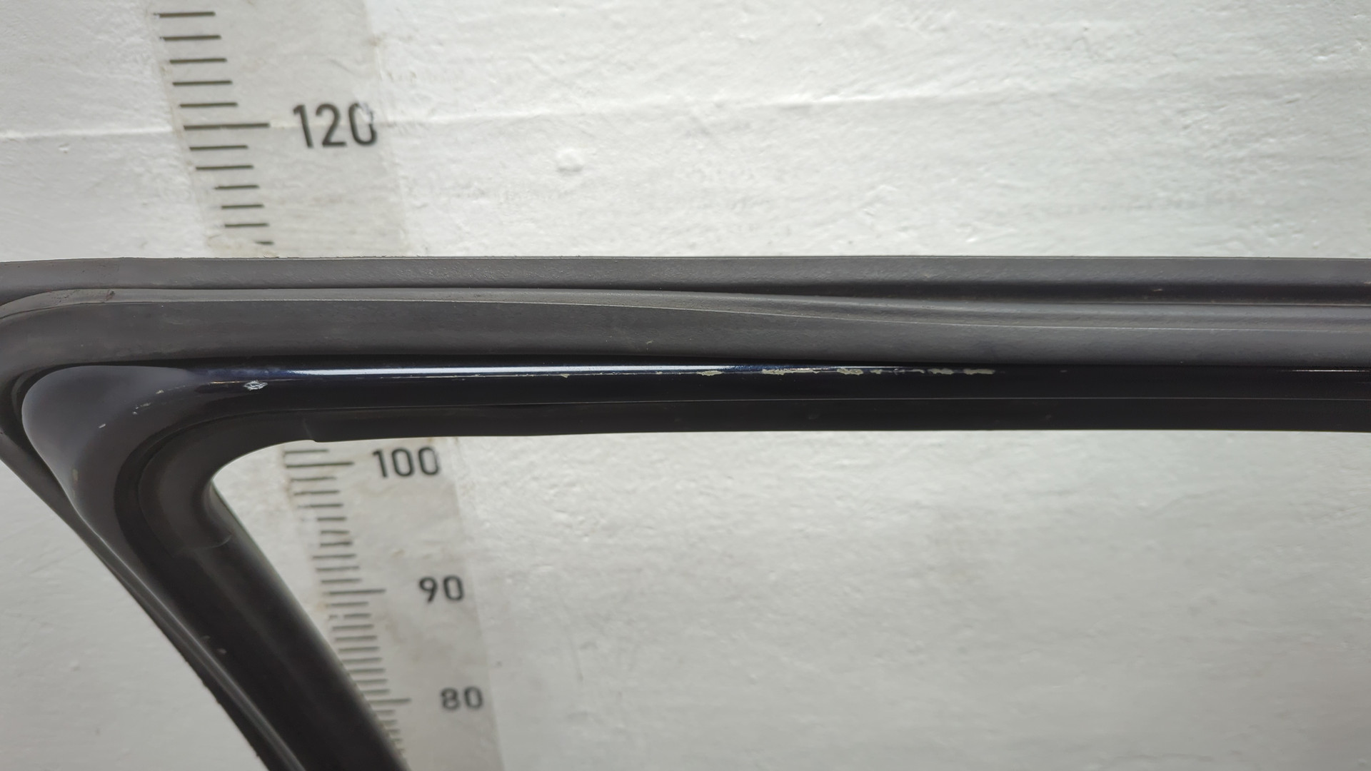 Дверь передняя левая