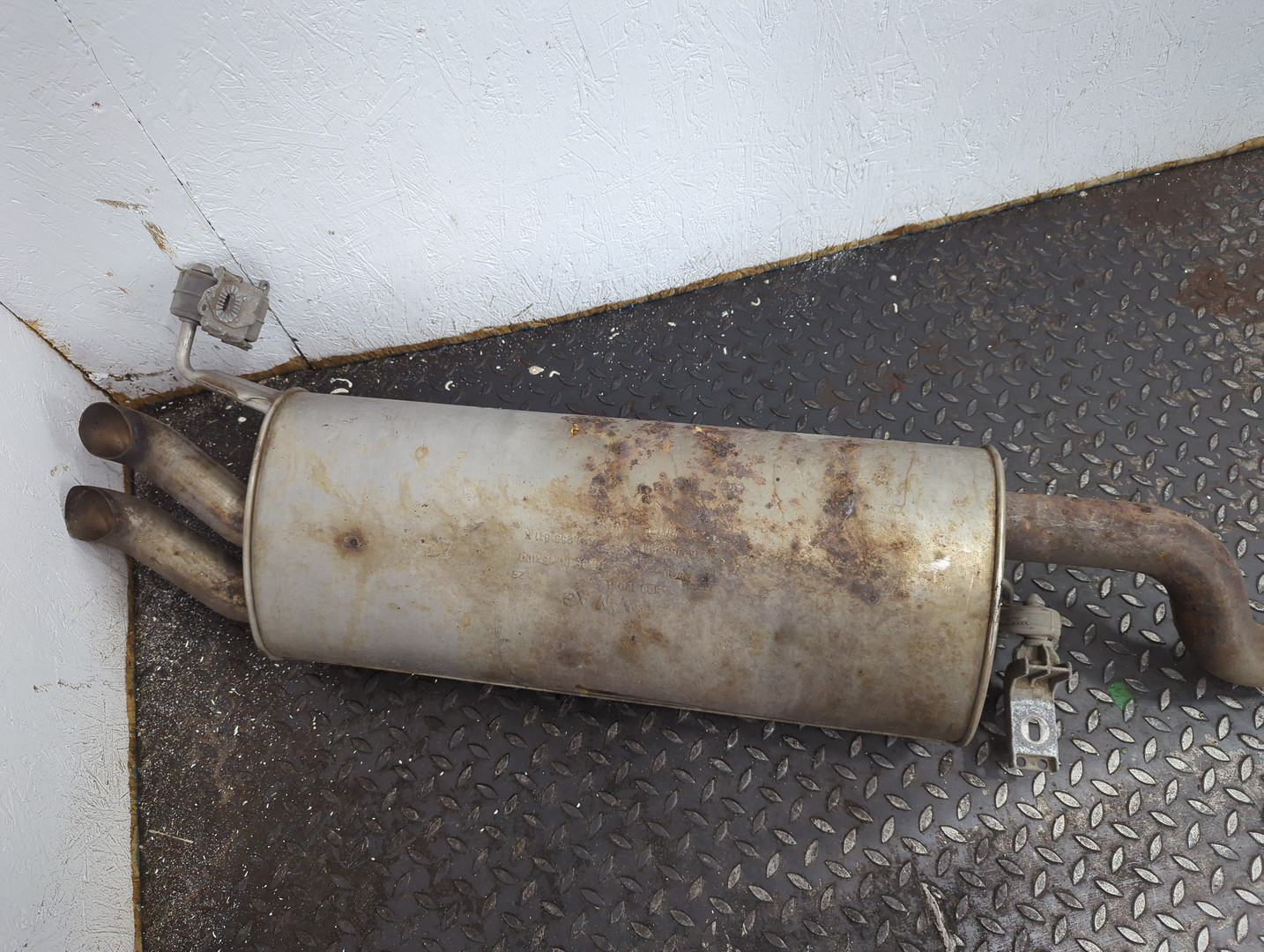 Глушитель задняя часть