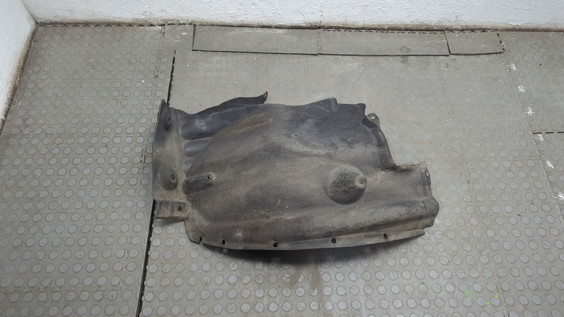 Локер передний правый