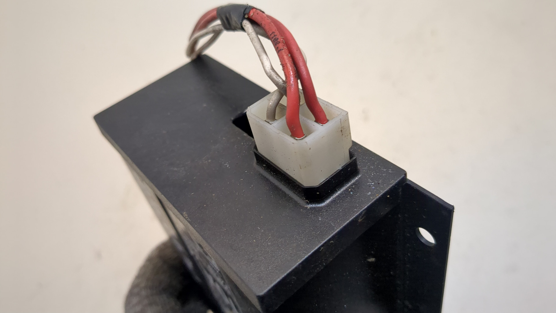 Преобразователь напряжения (адаптер)