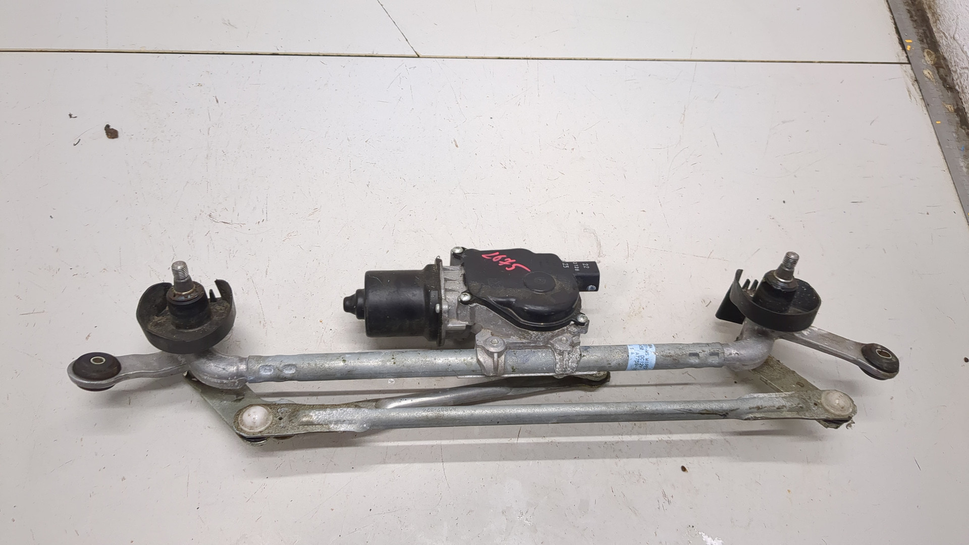 Трапеция стеклоочистителей