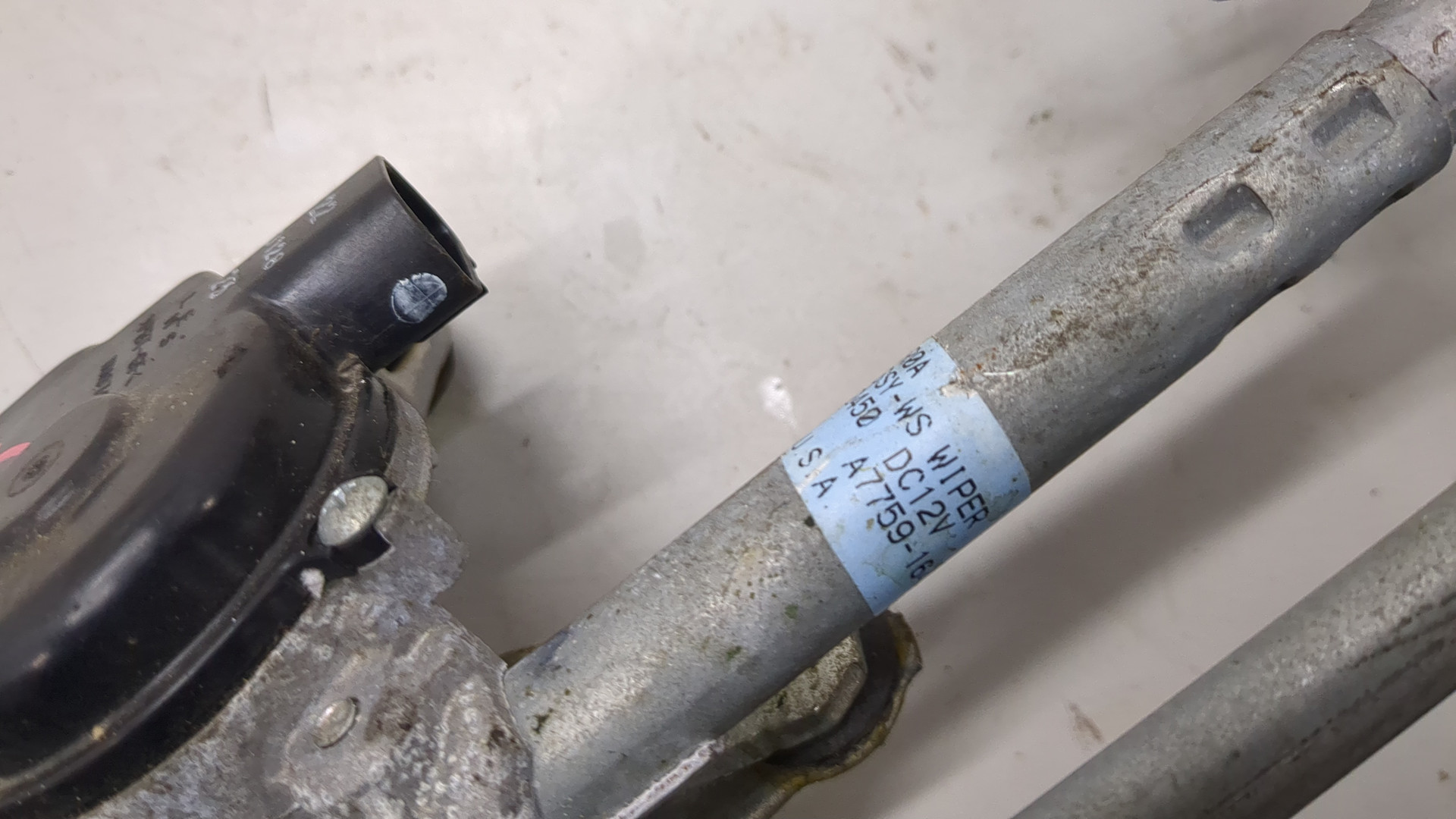 Трапеция стеклоочистителей