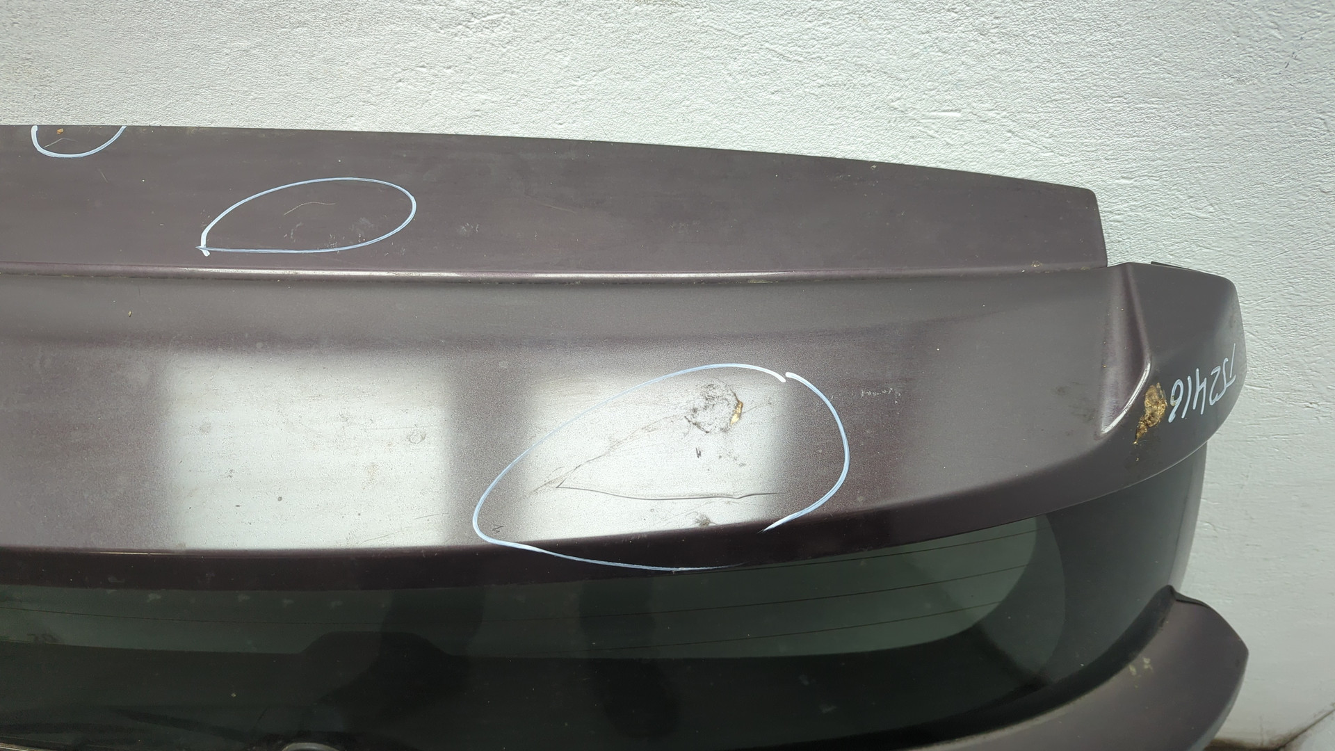 Дверь багажника