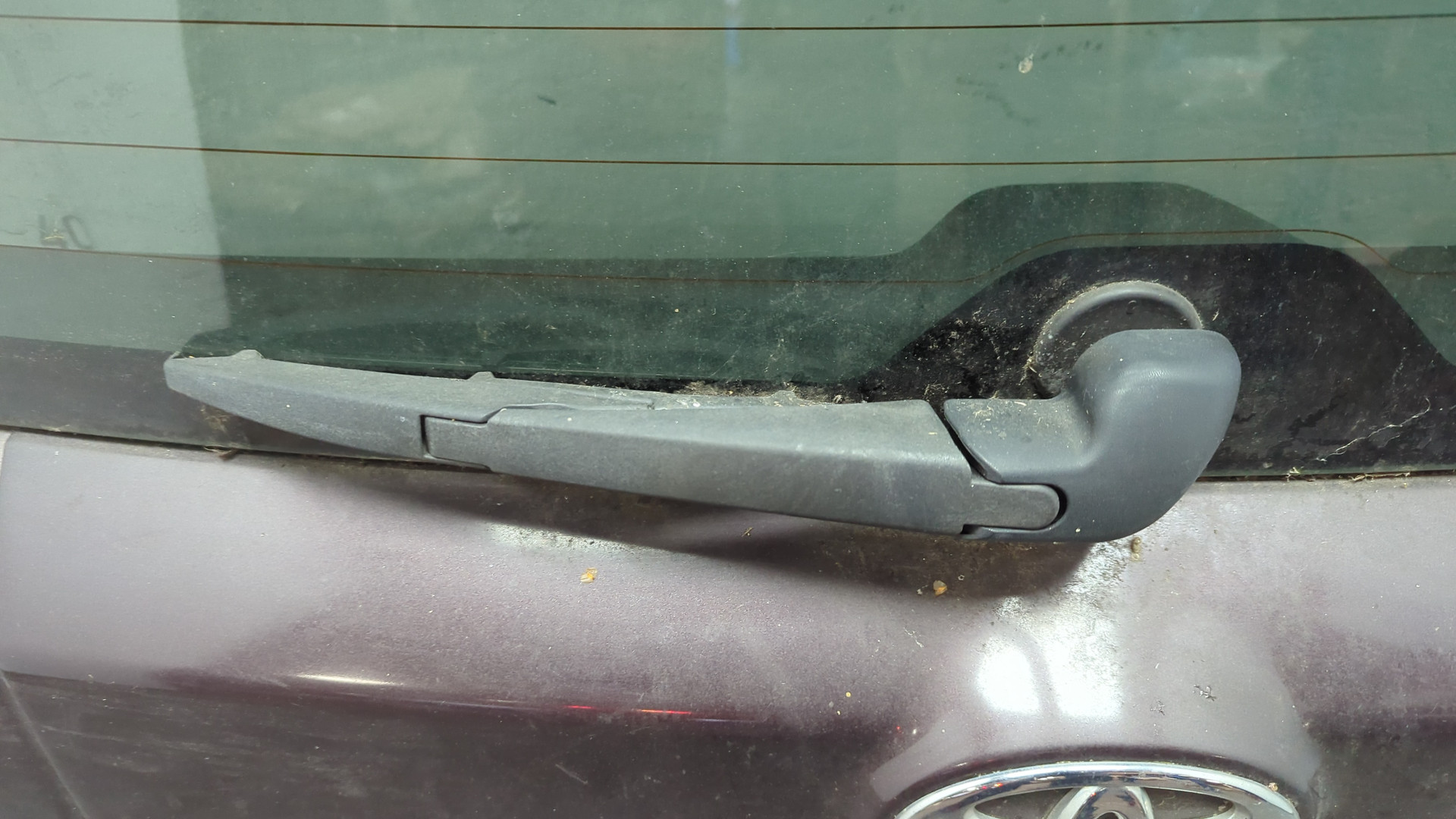 Дверь багажника