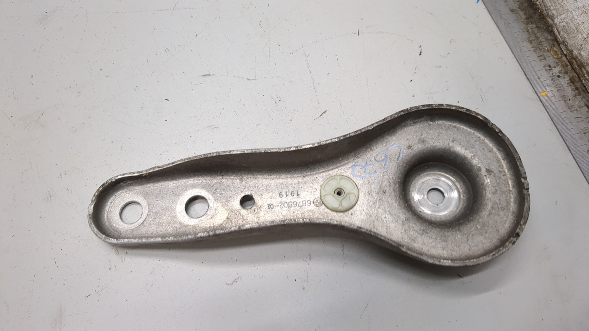 Кронштейн (п.з.к.)