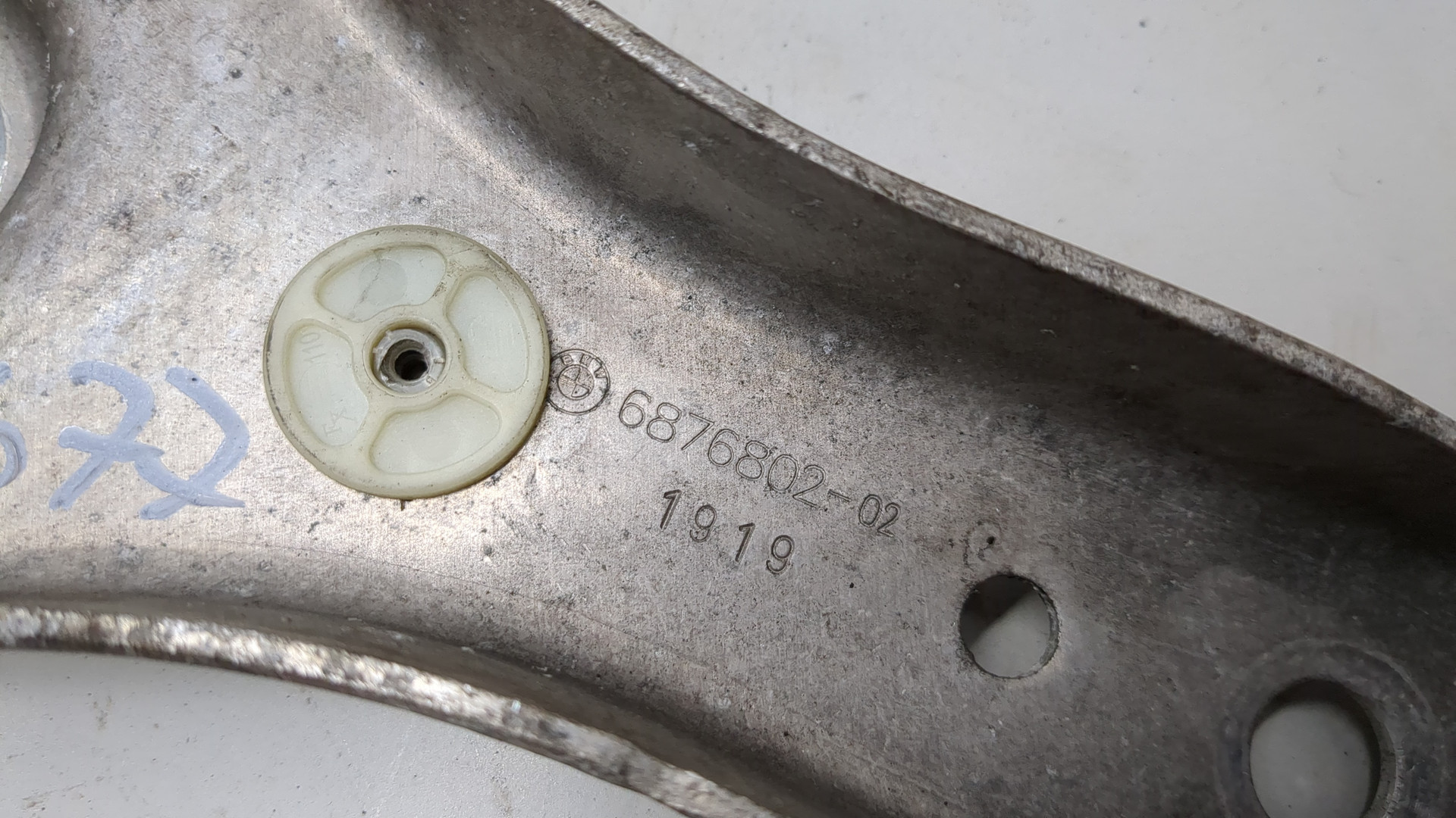 Кронштейн (п.з.к.)