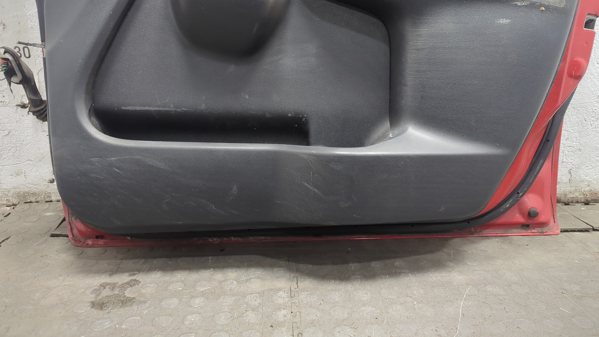 Дверь передняя правая