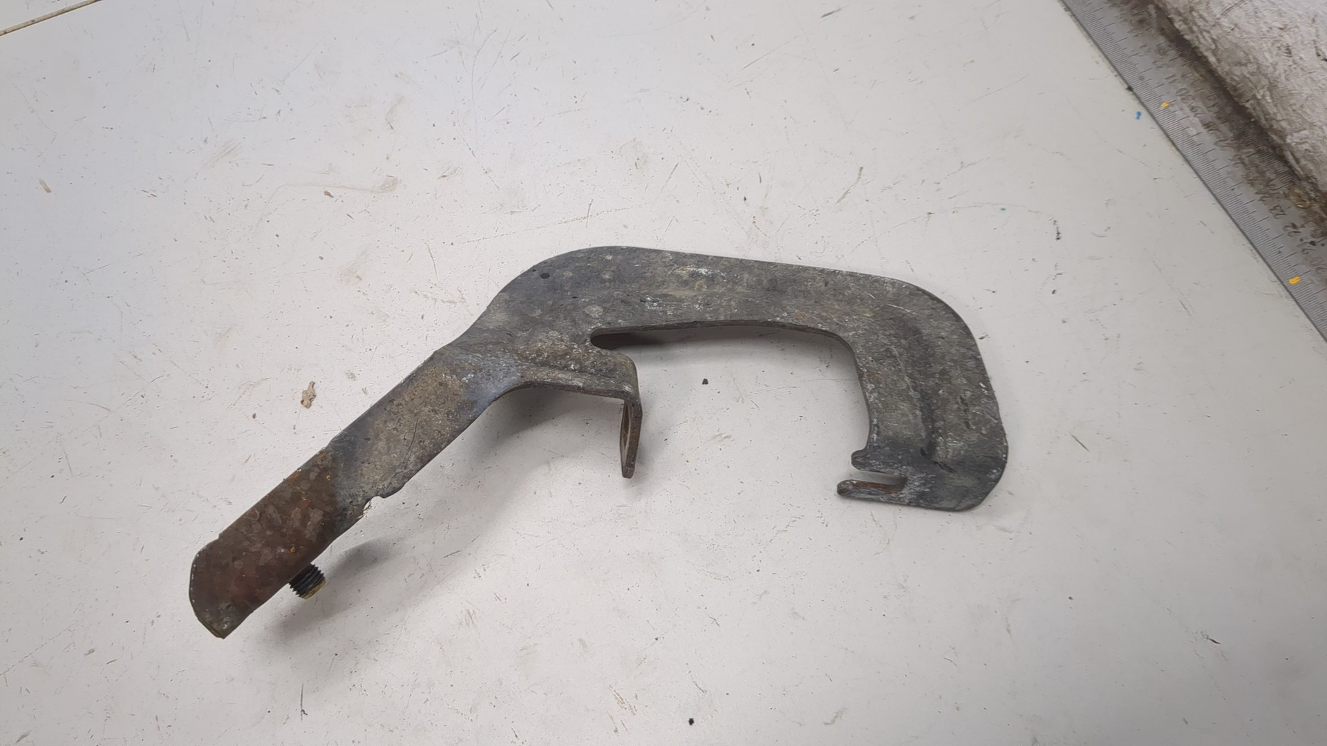 Кронштейн подножки