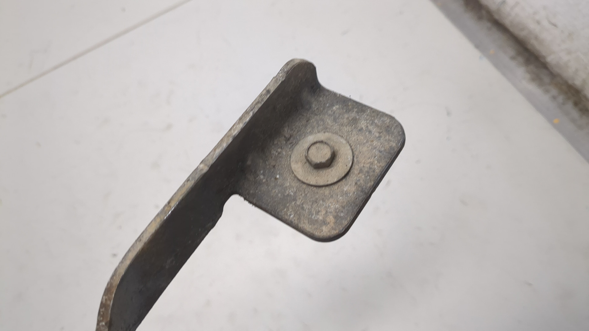 Кронштейн подножки