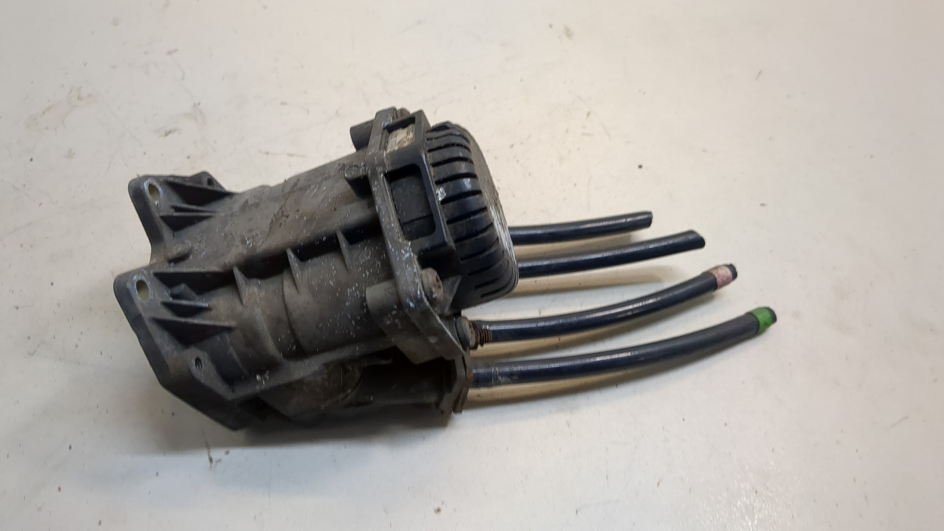 Кран тормозной главный