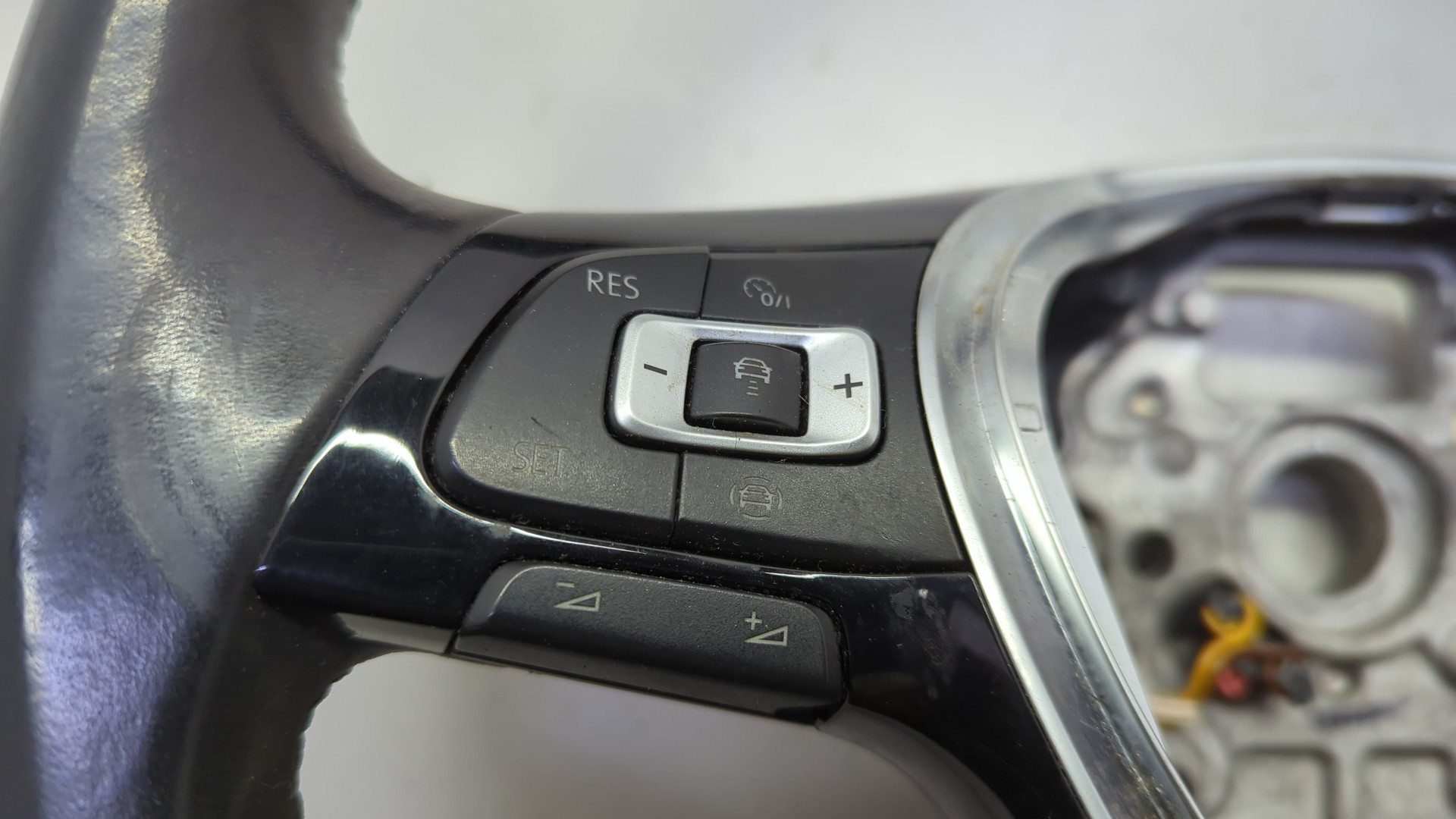 Рулевое колесо (руль)